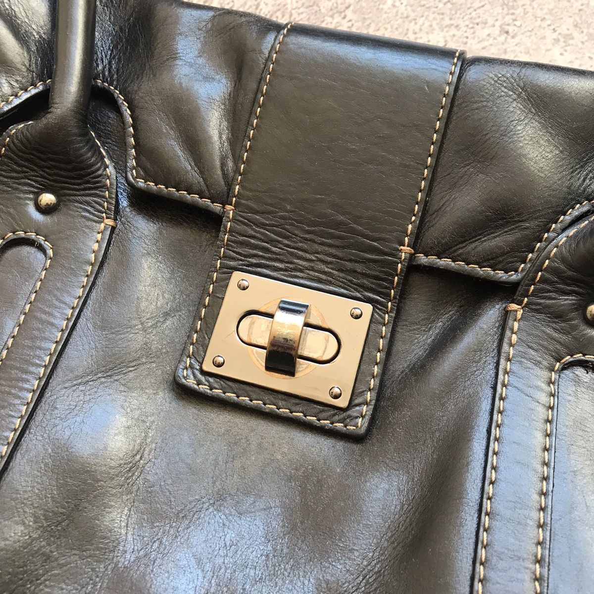 Vintage Vintage Y2K Black Leather Shoulder Bag Japanese Streetwear O Size ONE SIZE - 9 Thumbnail