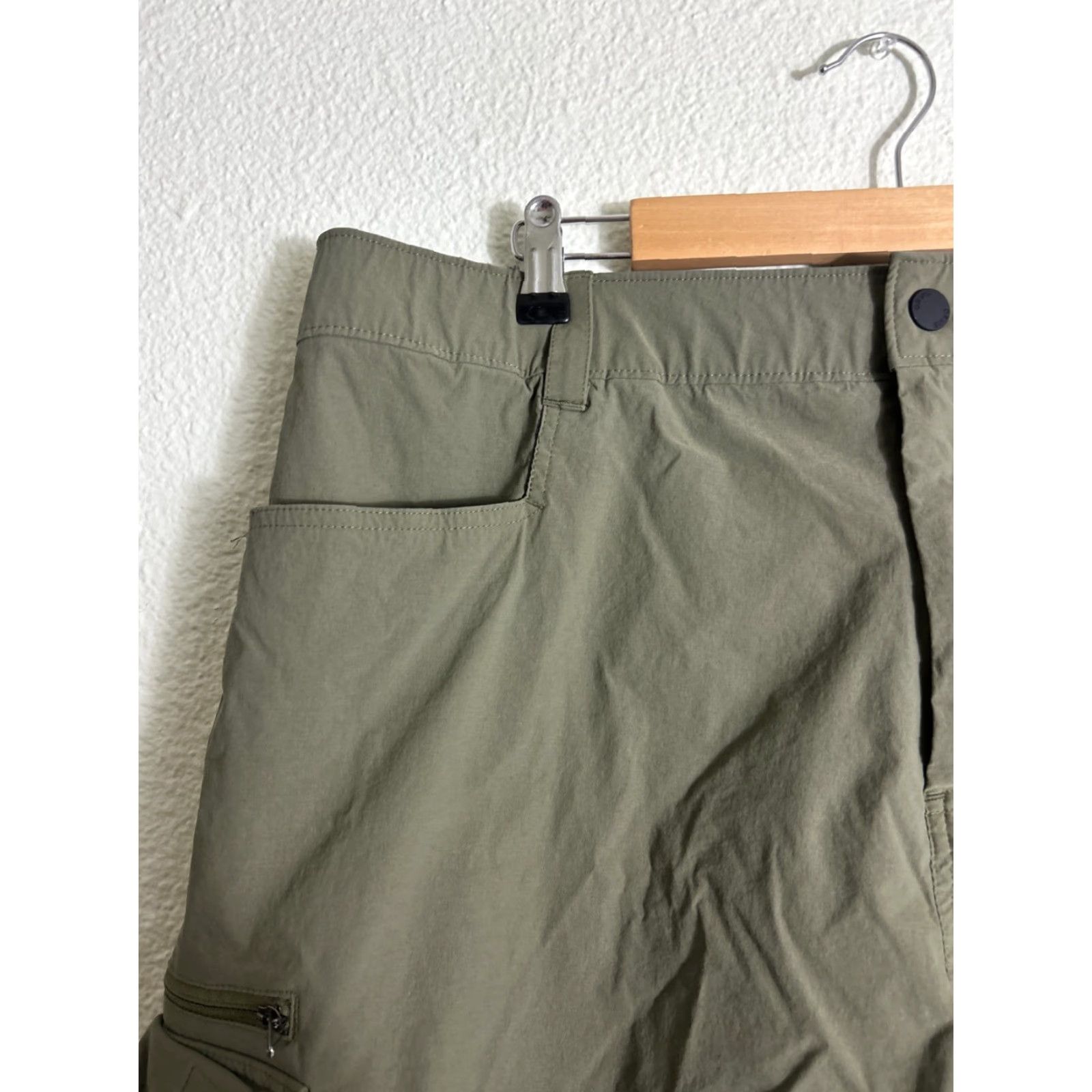 Orvis Orvis Tech Cargo Shorts Men 40 Olive Green 40x9 Cargo Regular Mens Size US 40 / EU 56 - 3 Thumbnail