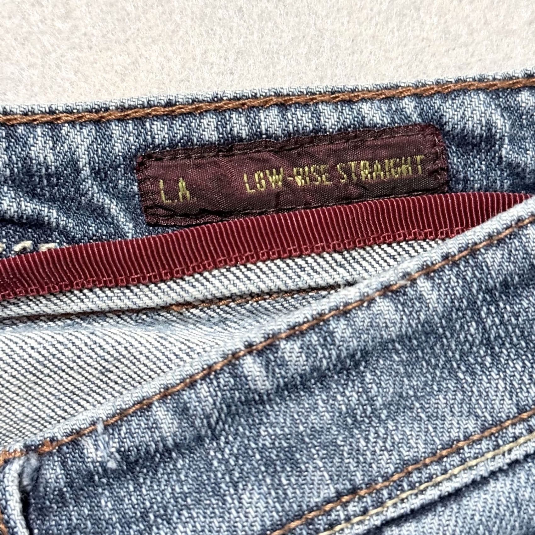 Denime Indigo Palms Jeans Women Blue Distressed Low-Rise Straight 8R Denim Distressed Zip Fly 5-Pocket Mens? Size 30" / US 8 / IT 44 - 5 Thumbnail