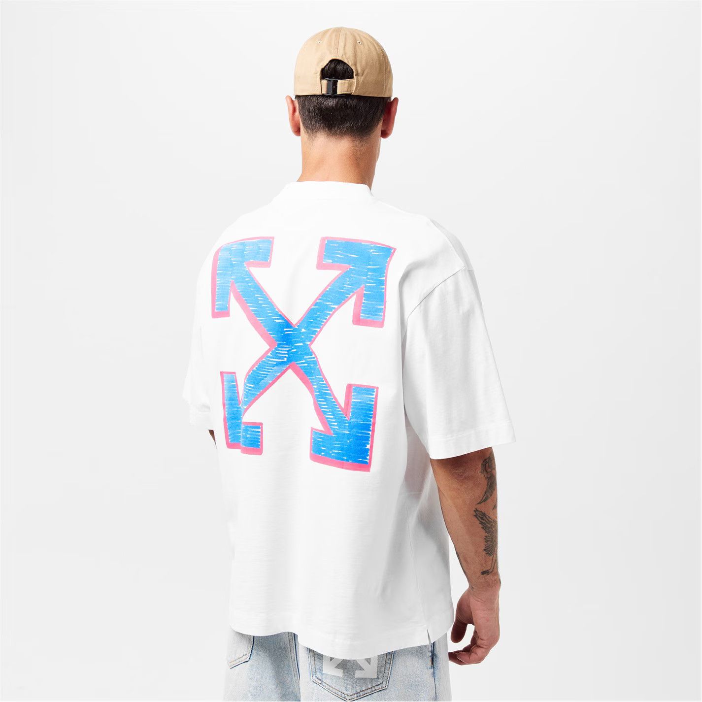 Off-White o1g2r1mq0226 Arrow Short-Sleeve T-Shirt In White Size US XS / EU 42 / 0 - 4 Thumbnail