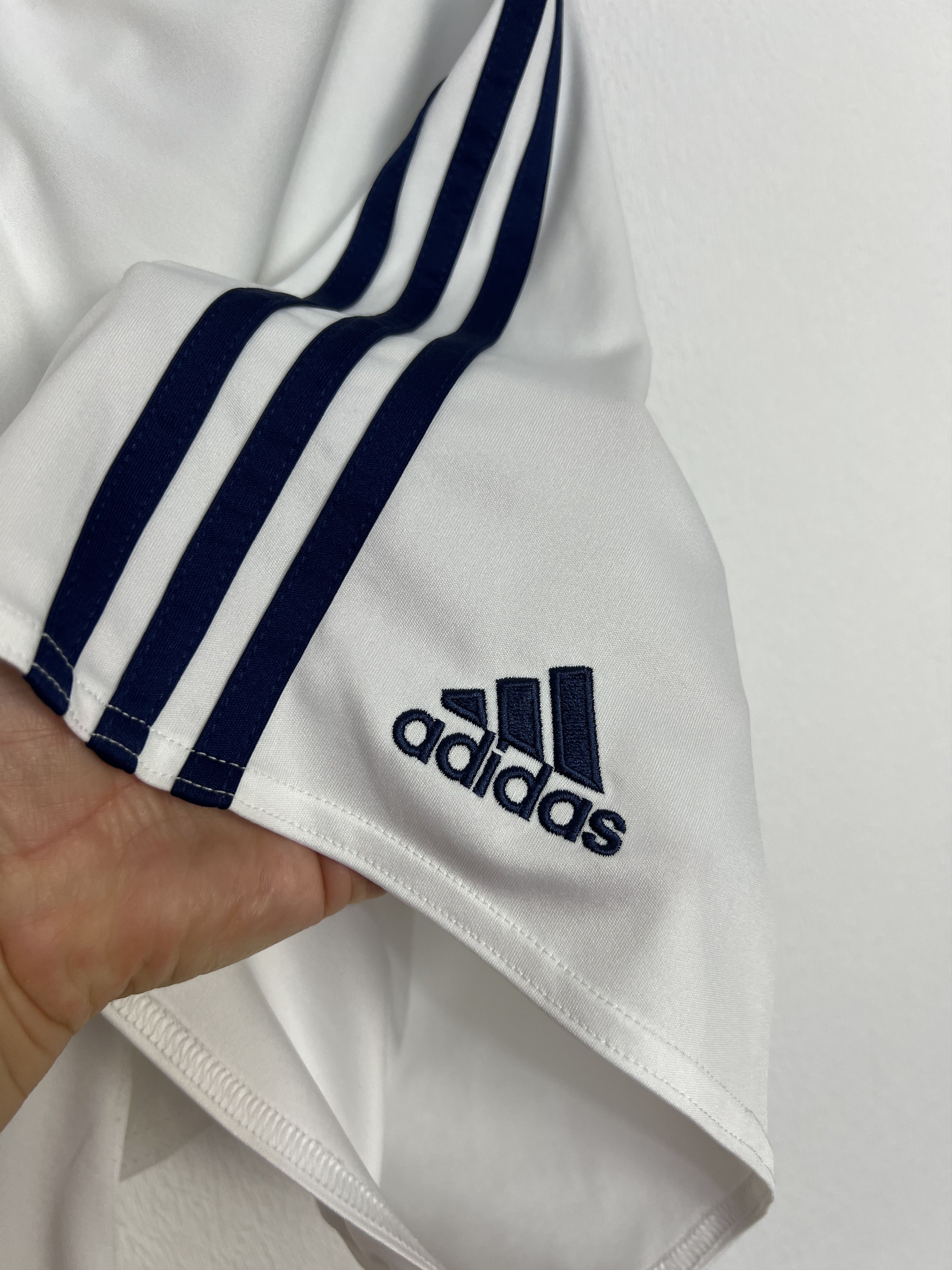 Adidas Vintage Adidas FC Schalke 04 Football Shirts White M Size US 32 / EU 48 - 5 Thumbnail
