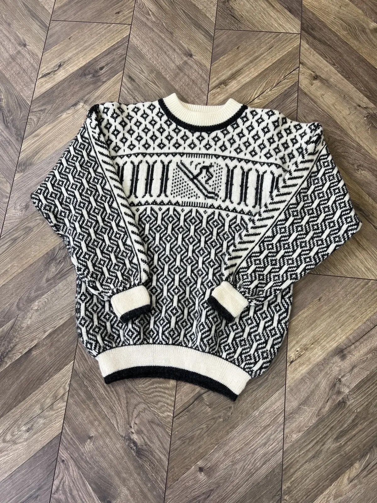 Designer × Vintage Vintage Nordstrikk Norway Virgin Wool Sweater Size US XL / EU 56 / 4 - 3 Thumbnail