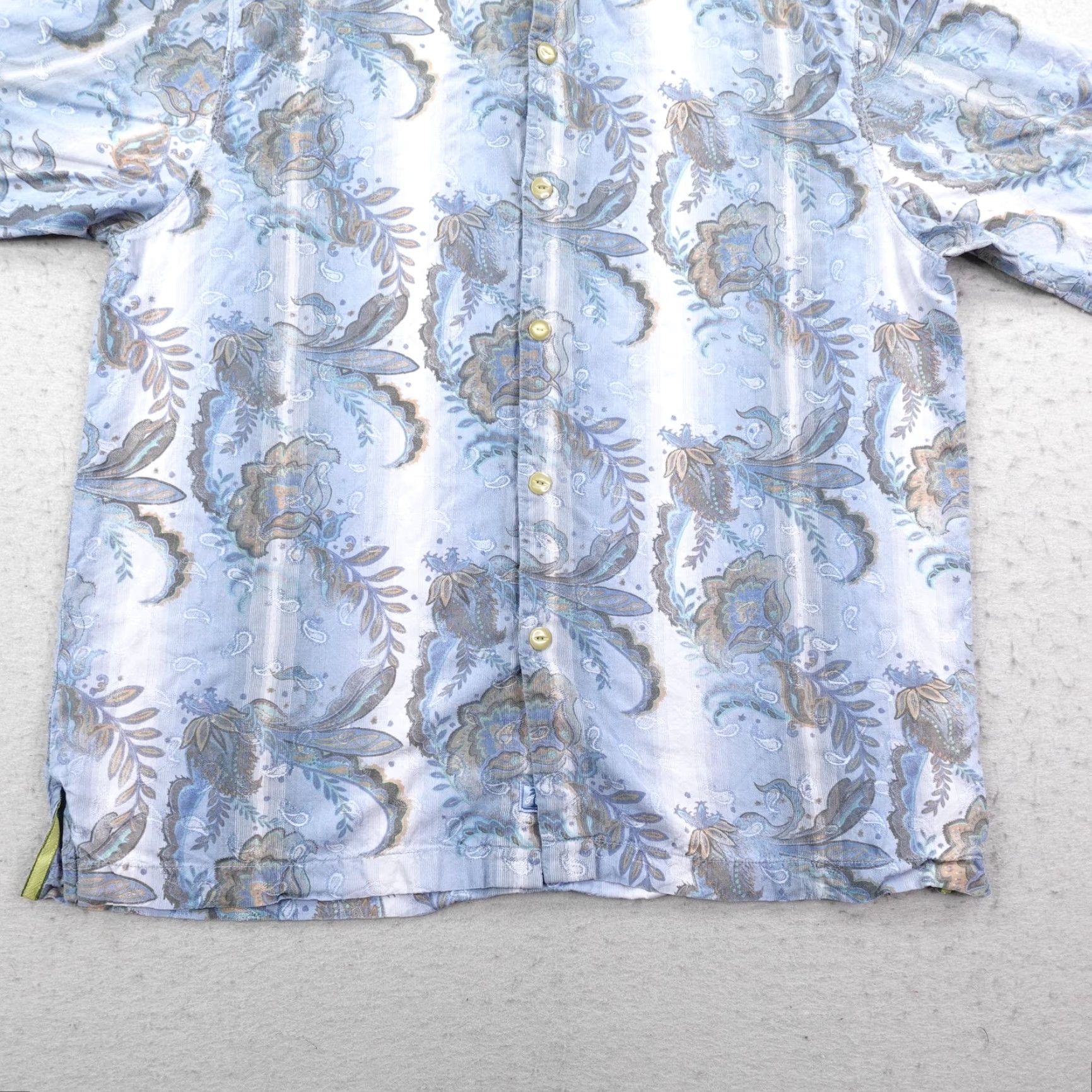 Tommy Bahama VINTAGE Tommy Bahama Shirt Mens Large Blue Silk Paisley Hawaiian Aloha Button Up Camp Size US L / EU 52-54 / 3 - 3 Thumbnail