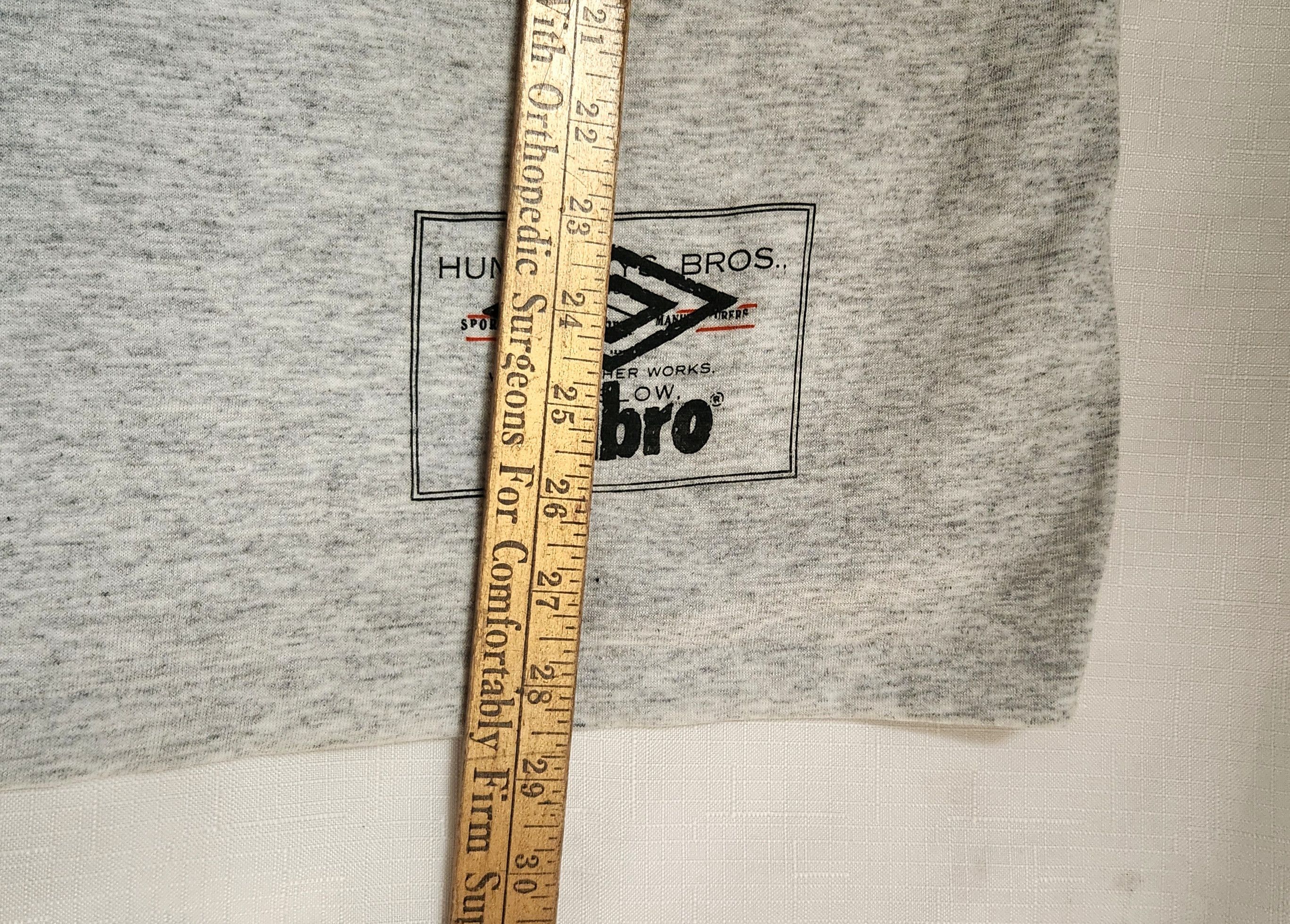 Umbro × Vintage Umbro Champion Vintage 80s Made in USA 50/50 blend SZ Medium Size US M / EU 48-50 / 2 - 11 Thumbnail