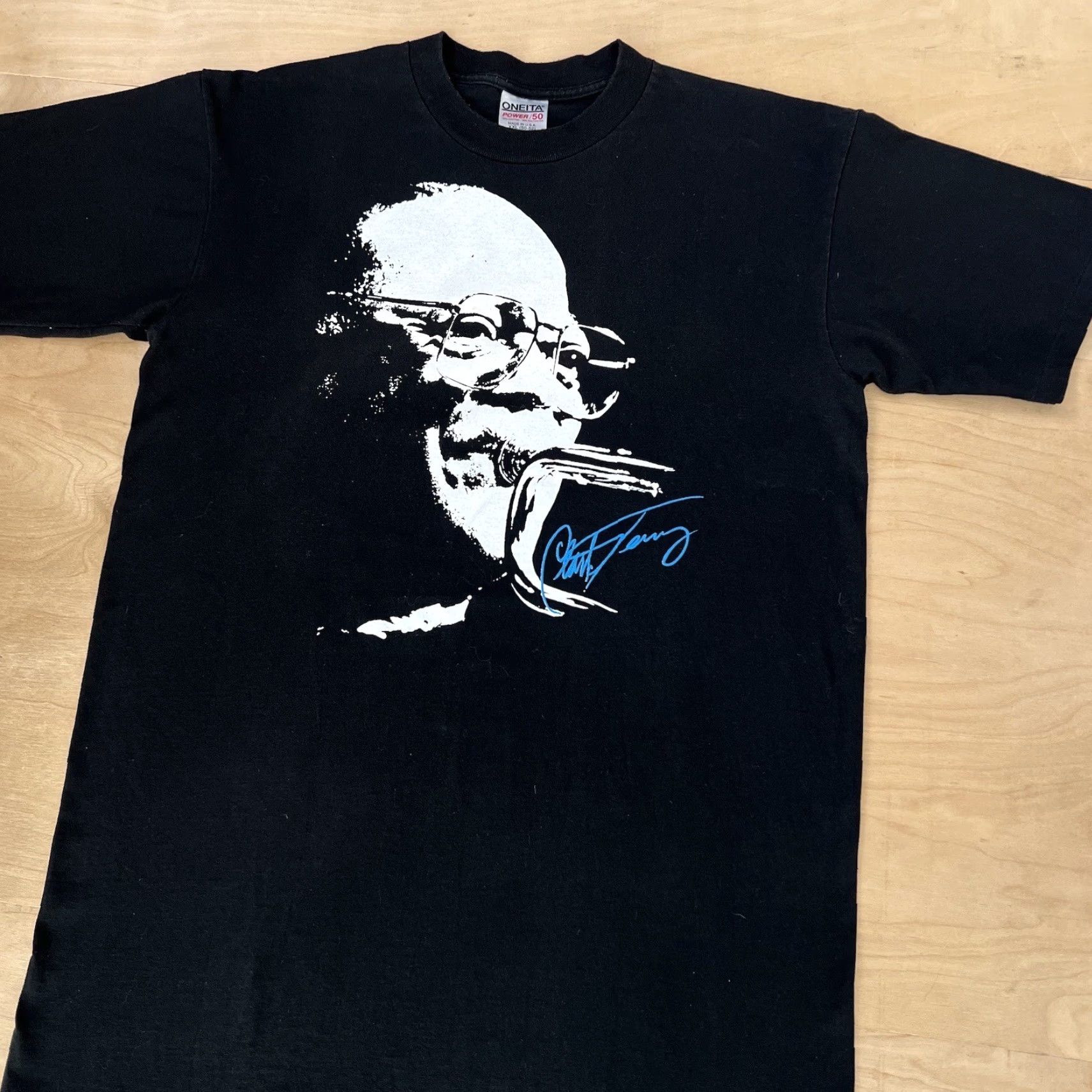 Vintage VINTAGE Clark Terry Shirt 2XL Black 90s Jazz Music Art Trumpet Duke Oklahoma Shirt Mens 2XL Black 90s Jazz Music Artprint T-Shirt Size US XXL / EU 58 / 5 - 7 Thumbnail
