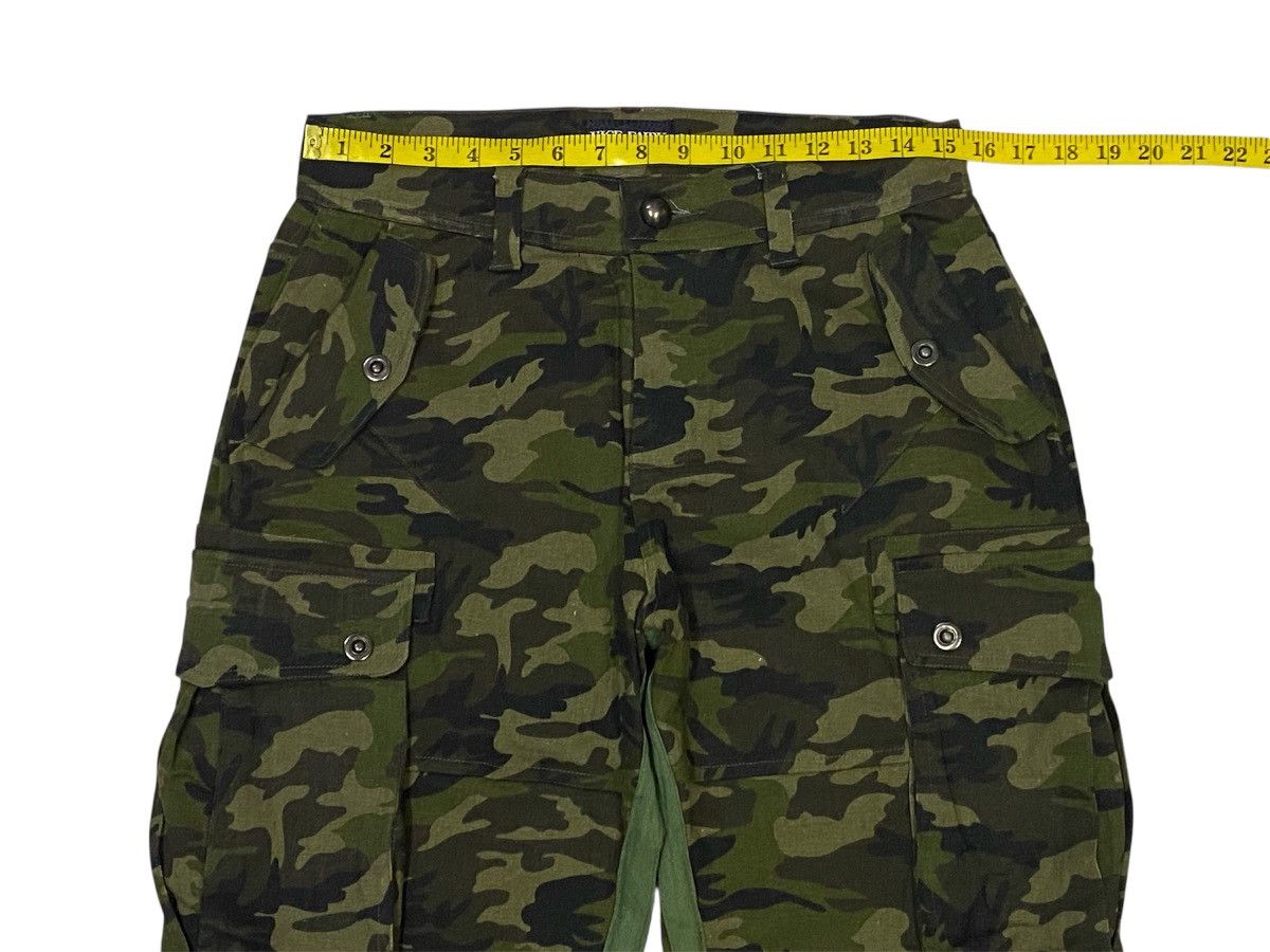 Japanese Brand Vice Fairy Multipocket Stretch Wide Leg Camo Cargo Pants Size US 30 / EU 46 - 15 Thumbnail