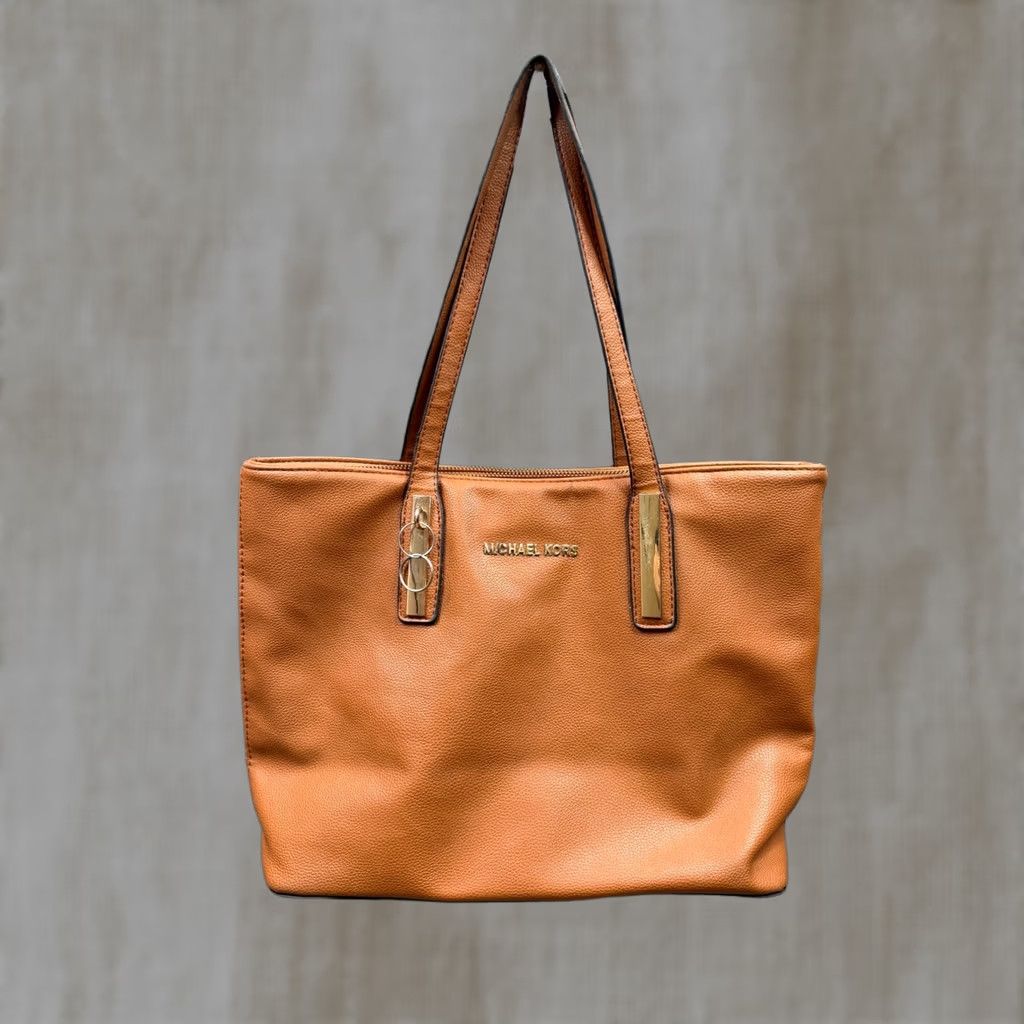Michael Kors VINTAGE? No. Size ONE SIZE - 1 Thumbnail