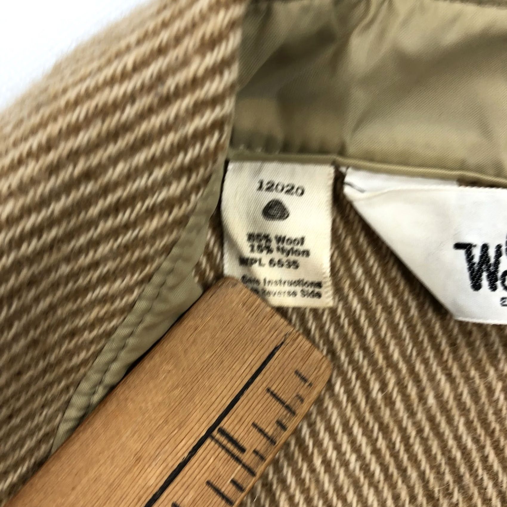 Vintage VINTAGE Woolrich Men's M Medium Brown Tan Wool Blend Heavy Button Down Shirt Size US M / EU 48-50 / 2 - 7 Thumbnail