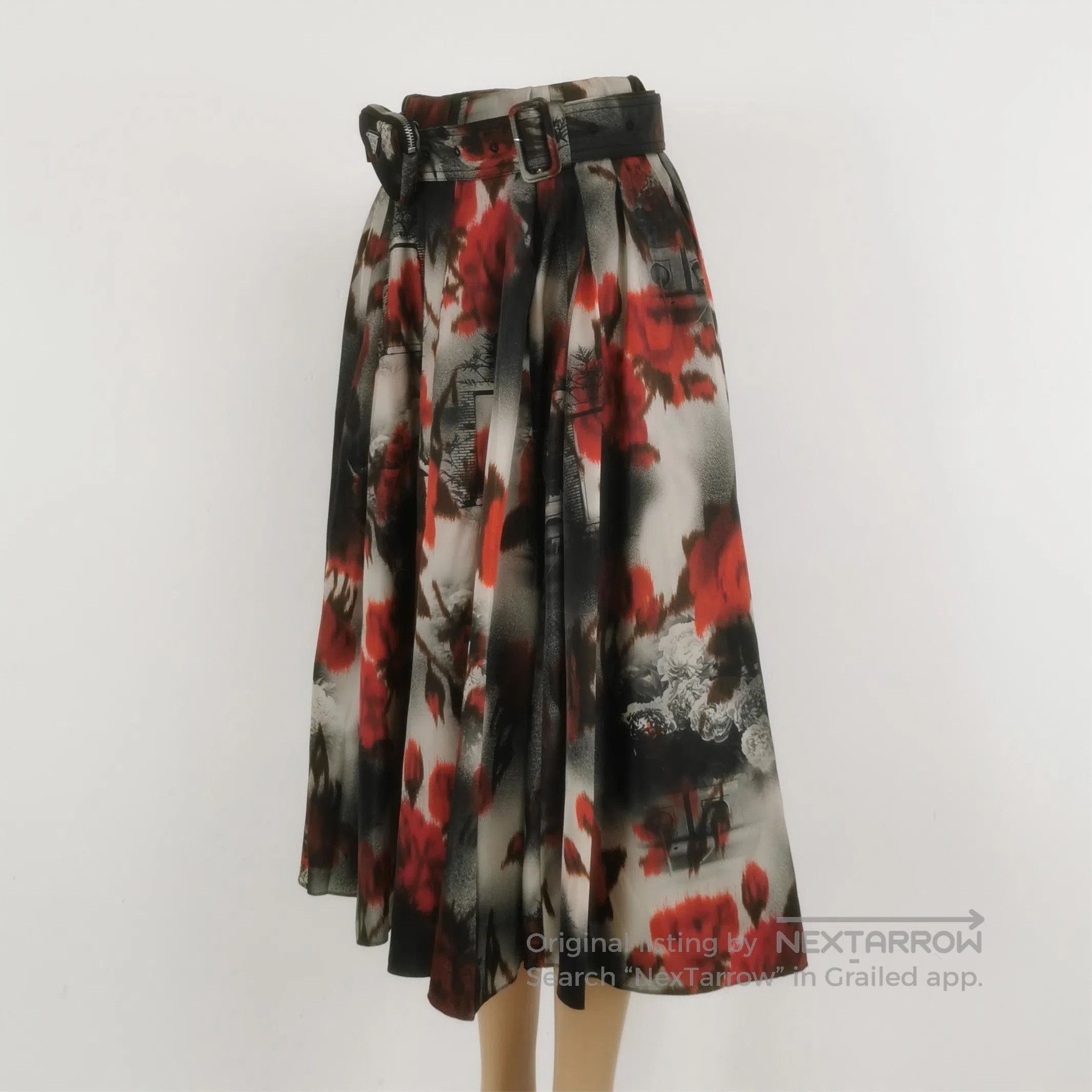 Prada Prada Floral Pleated Belted Midi Skirt . Size US 36 / EU 52 - 1 Thumbnail