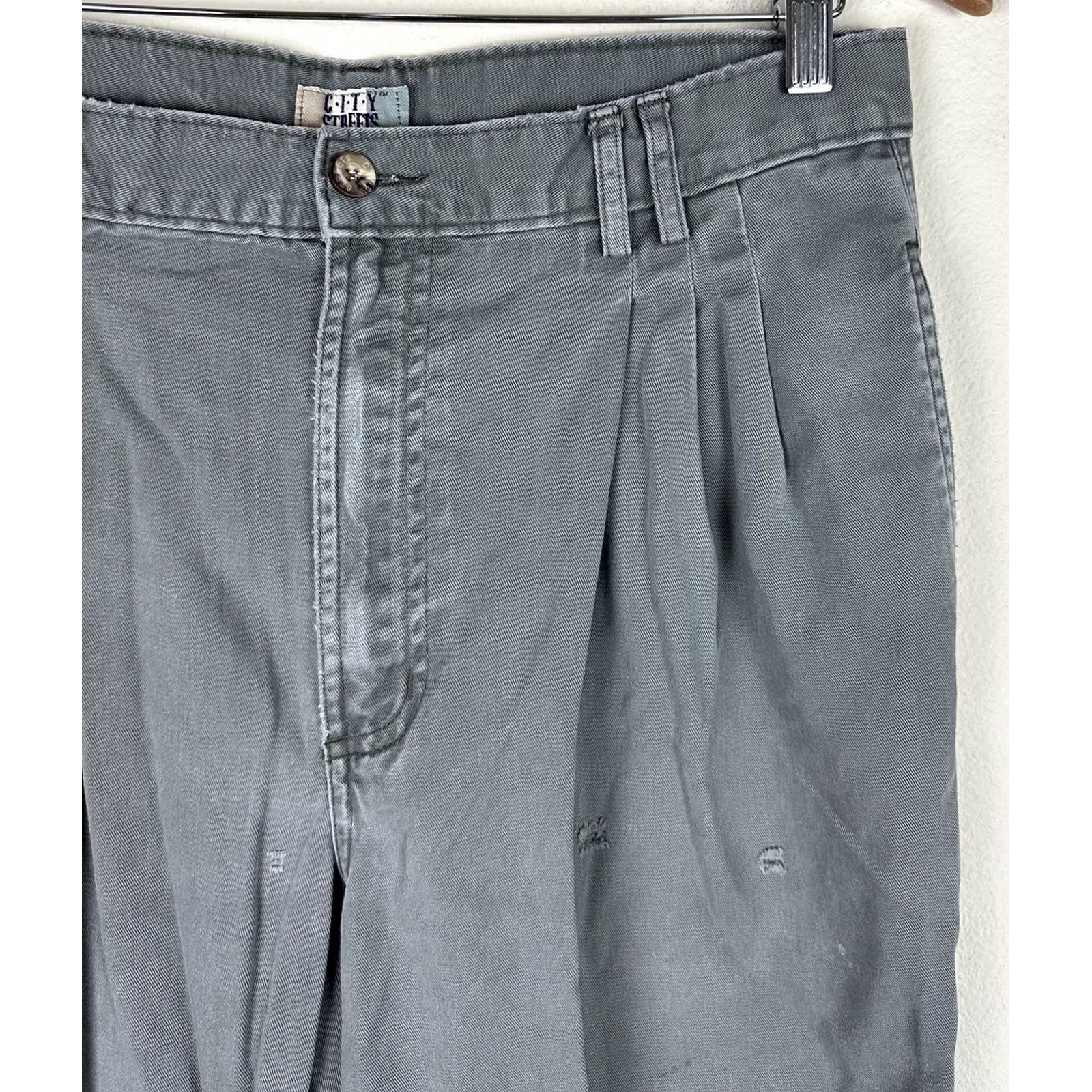 Olive VINTAGE City Streets Khaki Pants Mens 30 30x26 ACTUAL Distressed Olive Green Pleated Chino Casual 80s 90s Mens Size US 30 / EU 46 - 3 Thumbnail