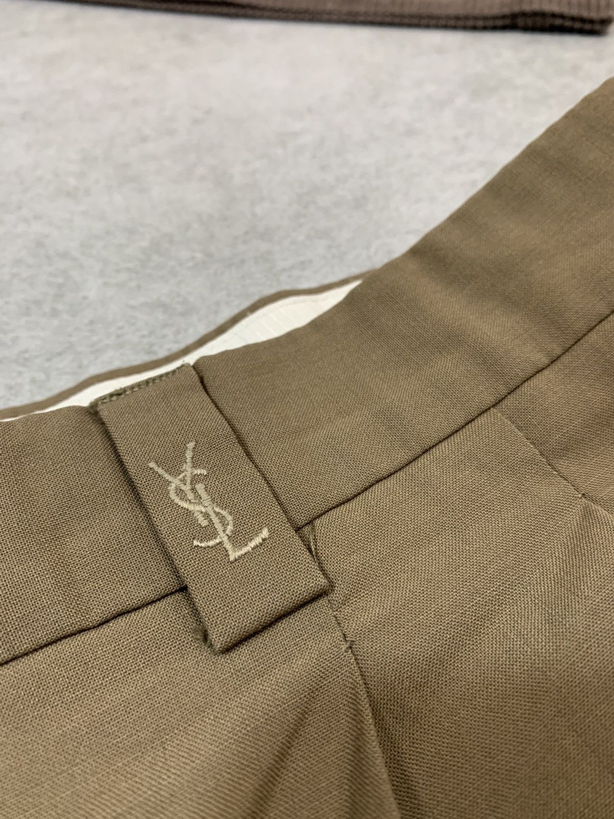 Designer × Vintage 90s Vintage OG YSL Pleated Wide Leg Relaxed Chino trousers Size US 37 - 4 Thumbnail