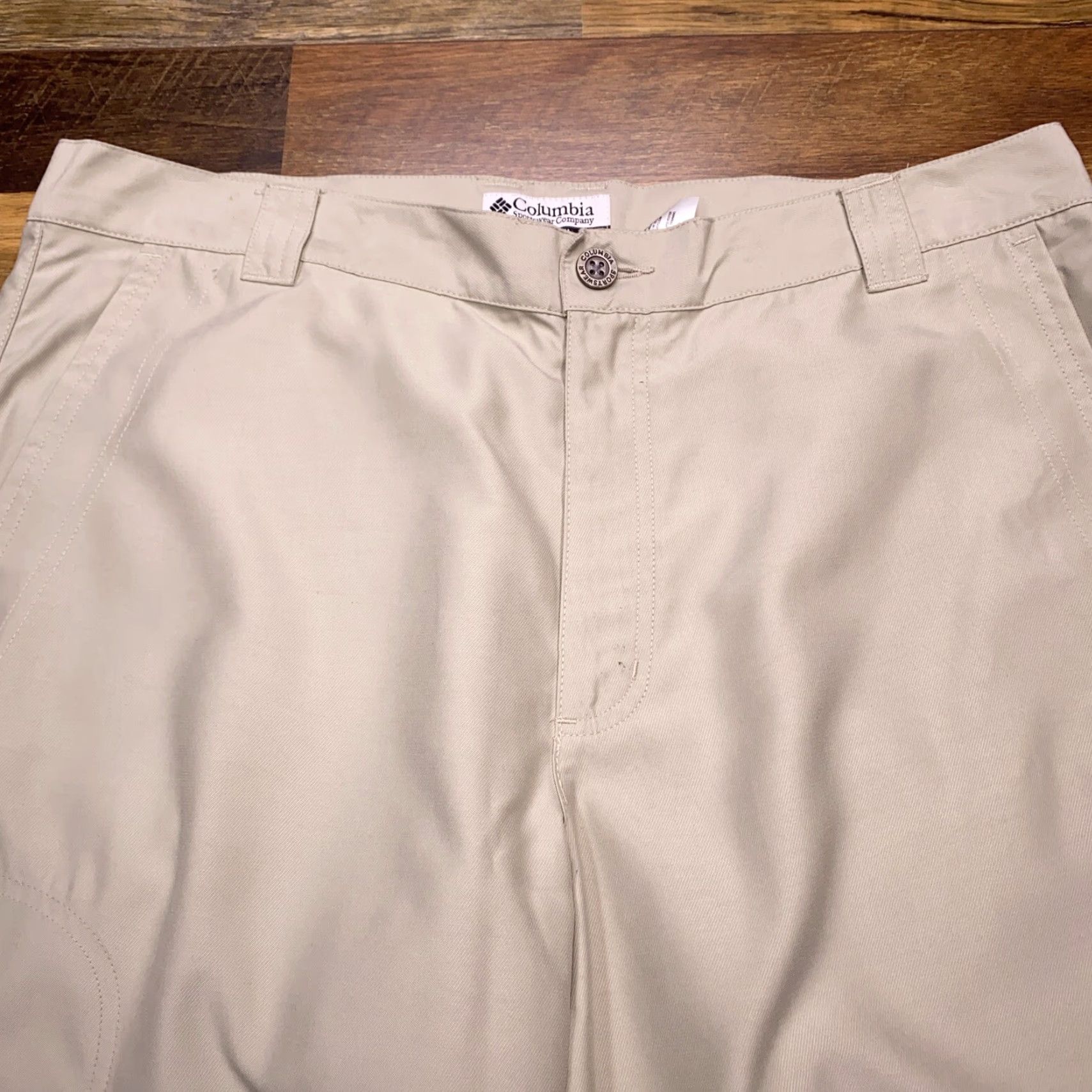 Vintage Columbia Cargo Pants Mens 38 Beige Outdoor Hiking Pants Straight Leg Regular Waist 38 Beige Outdoor Men’s Pants Size US 38 / EU 54 - 5 Thumbnail
