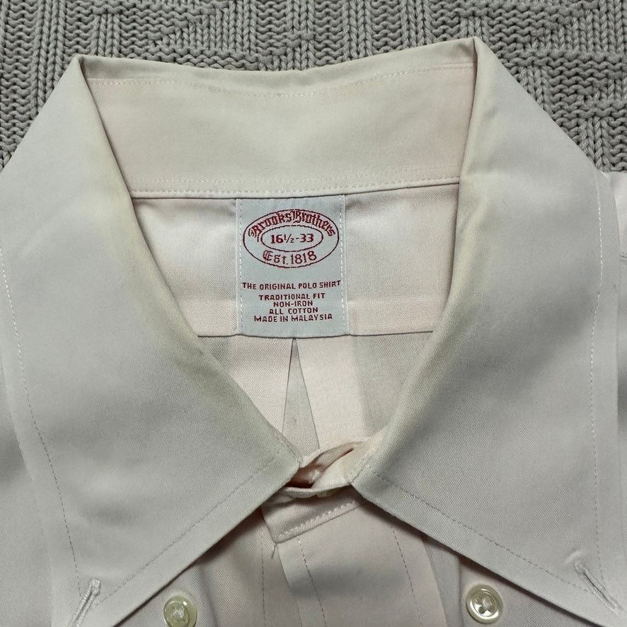 Brooks Brothers Brooks Brothers pale pink traditional fit button down Size US L / EU 52-54 / 3 - 5 Thumbnail