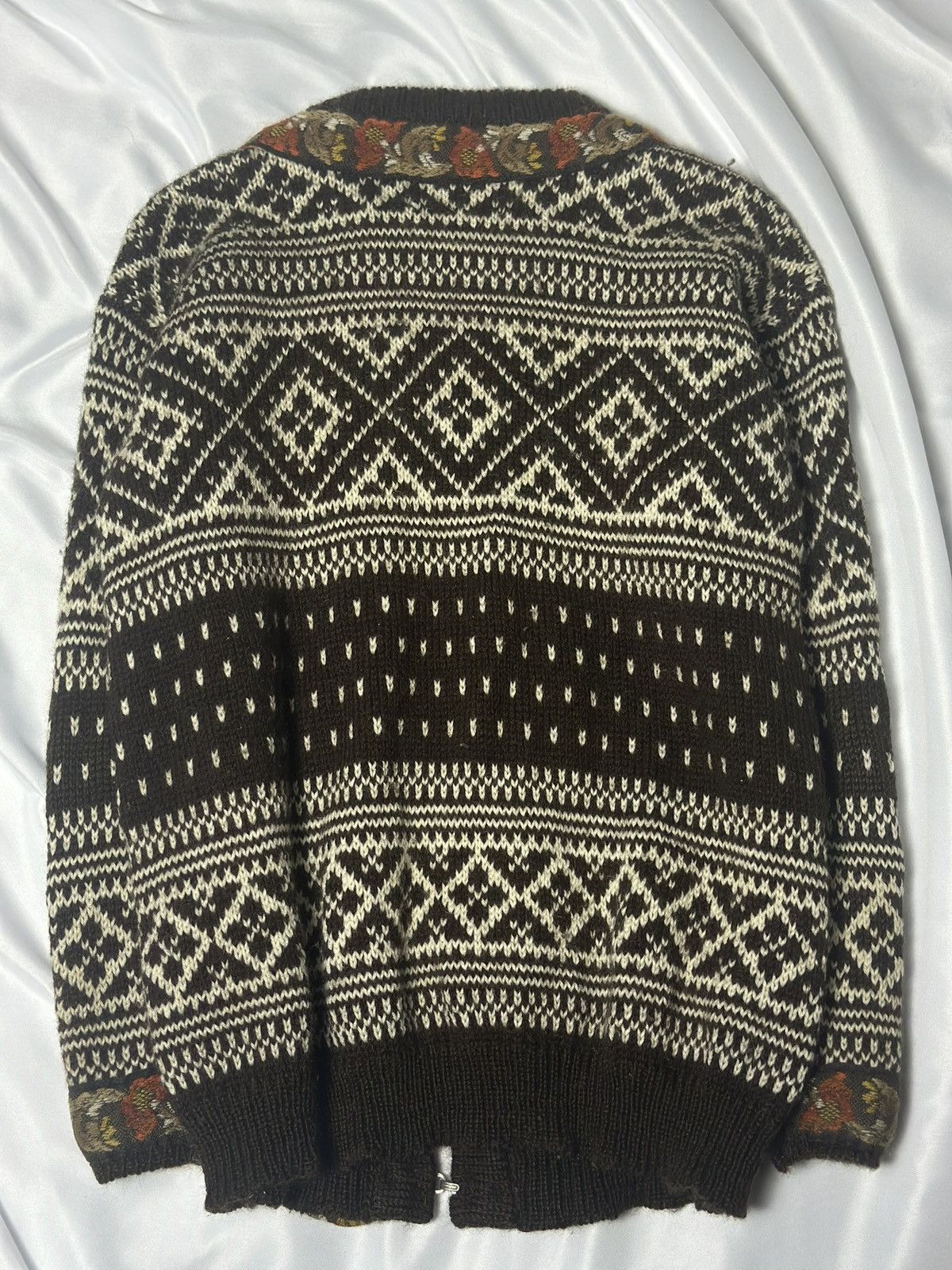 Dale Of Norway Vintage 100% Wool Dale Norway Autumnal Chain Buckle Cardigan Size US S / EU 44-46 / 1 - 3 Thumbnail