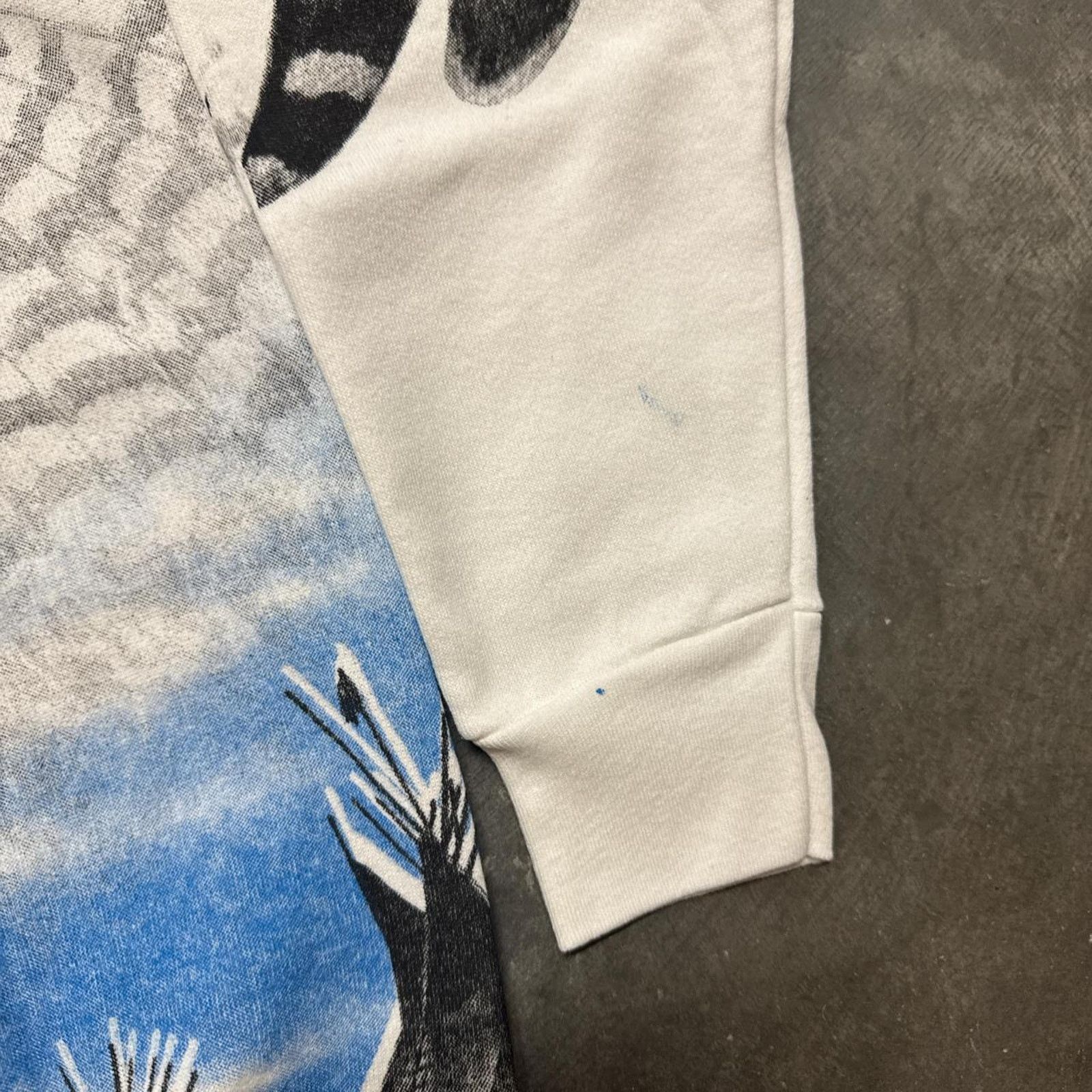 Vintage Vintage 90s AOP Native American Navajo Hawk Crewneck Size US L / EU 52-54 / 3 - 7 Thumbnail