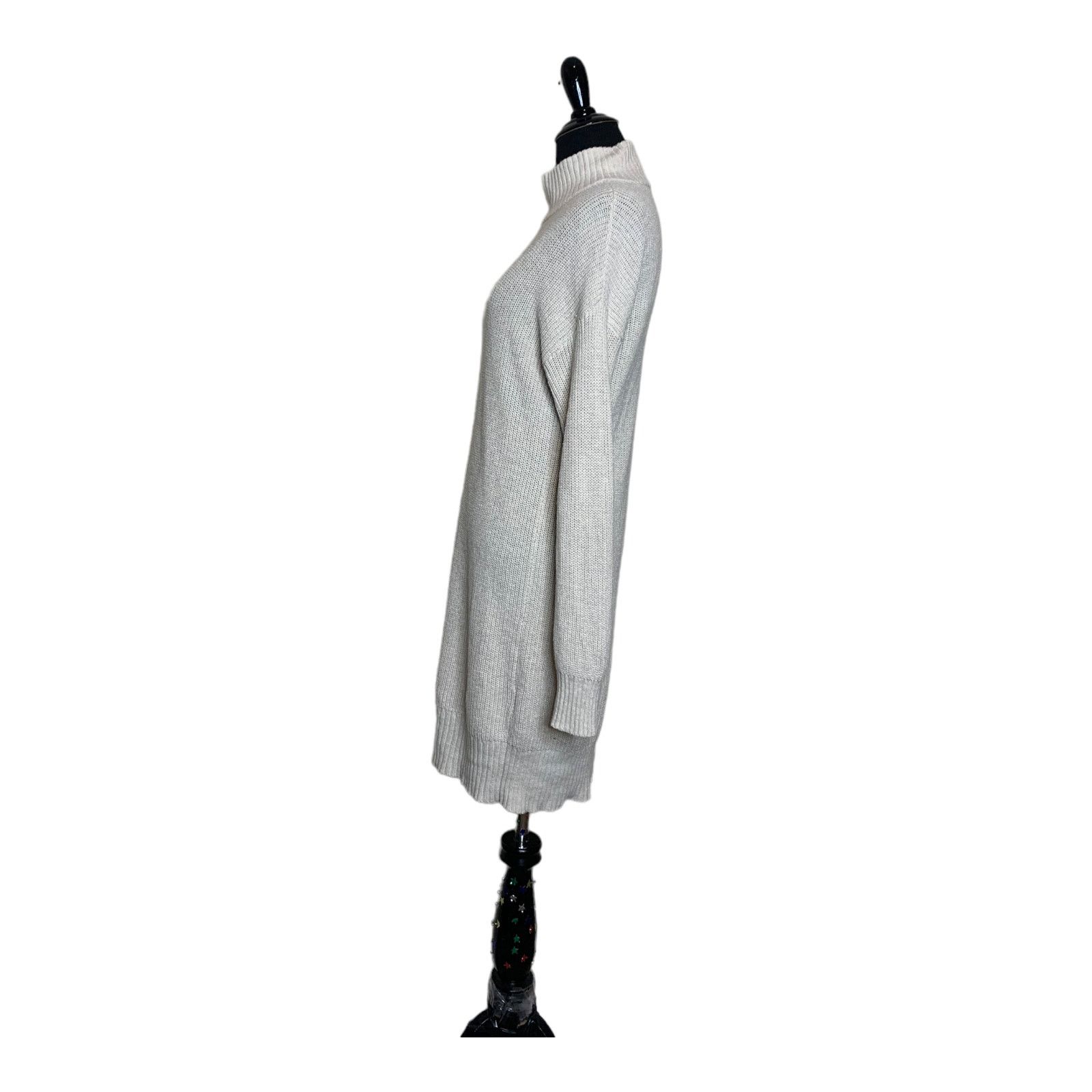 American Eagle Outfitters American Eagle cream mini sweater dress size Xsmall Size XS / US 0-2 / IT 36-38 - 7 Thumbnail