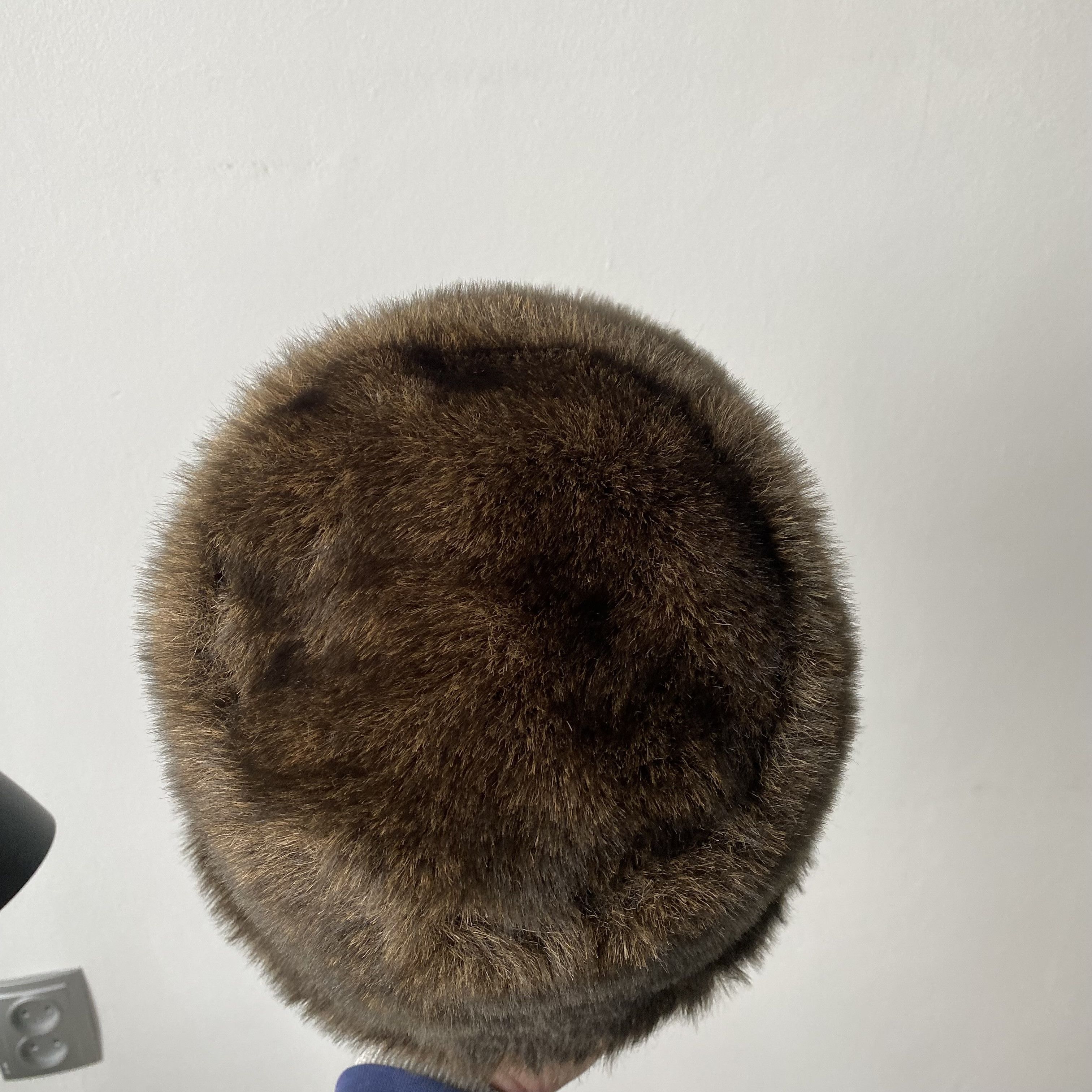 Beauty Beast VIntage 90s Italian Designer Faux Fur hat Buckethat y2k Size ONE SIZE - 4 Thumbnail
