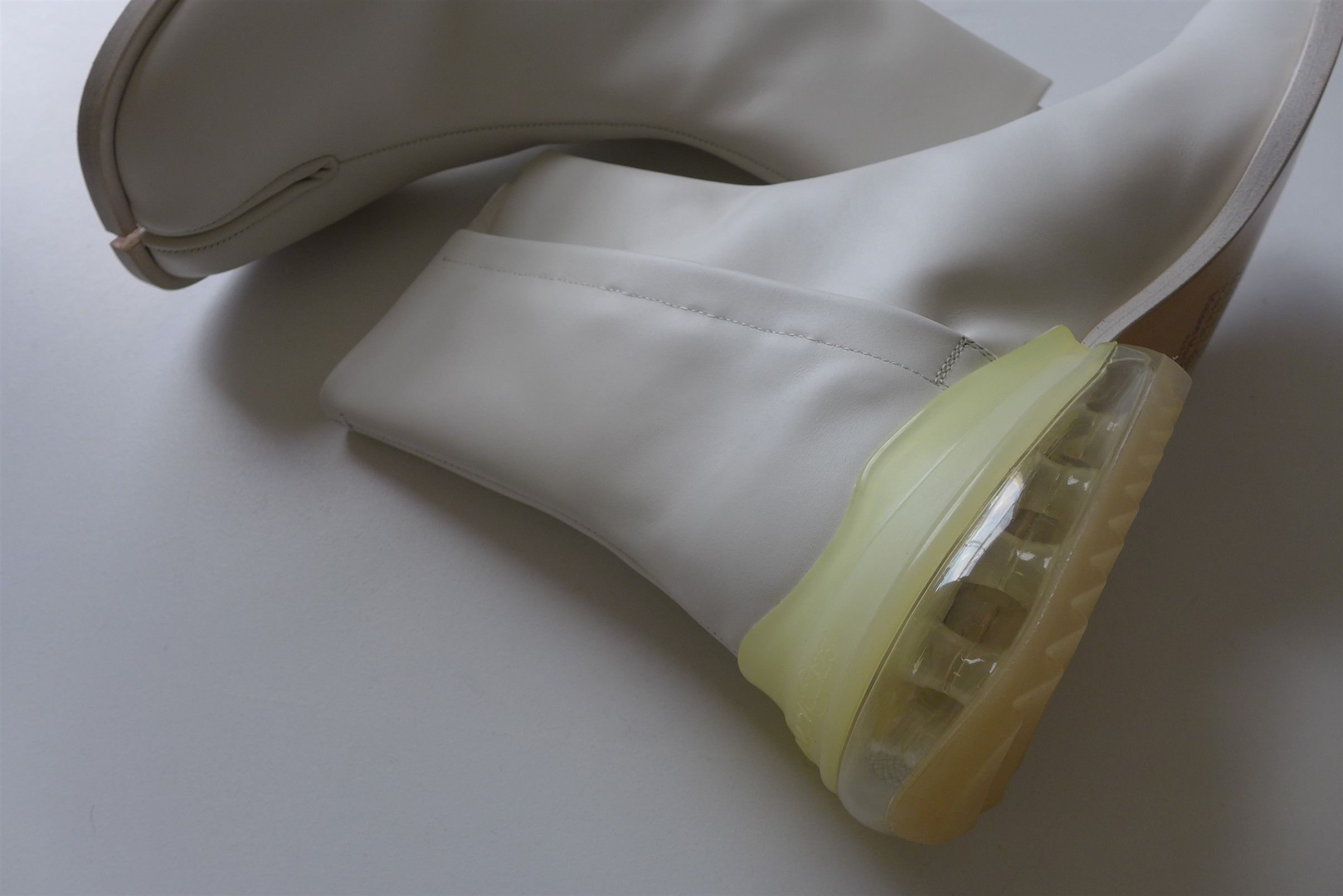Maison Margiela Margiela Tabi Airbag Heel Boots - White Calf Leather Size US 11 / EU 44 - 4 Thumbnail