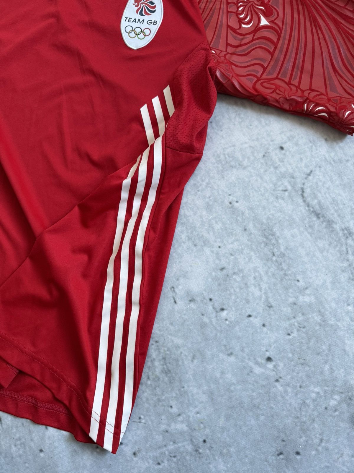 Vintage 🔥Vintage GB Adidas awesome jersey flag Size US XL / EU 56 / 4 - 6 Thumbnail