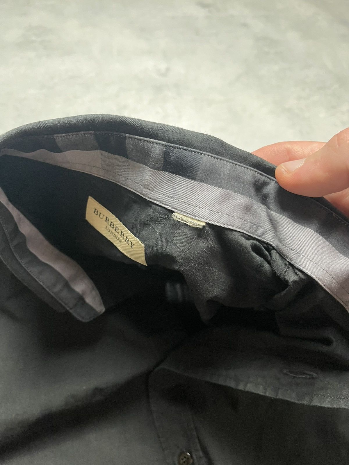 Burberry VERY RARE BURBERRY BLACK NOVA CHECK BUTTON UP SHIRT Size US M / EU 48-50 / 2 - 6 Thumbnail