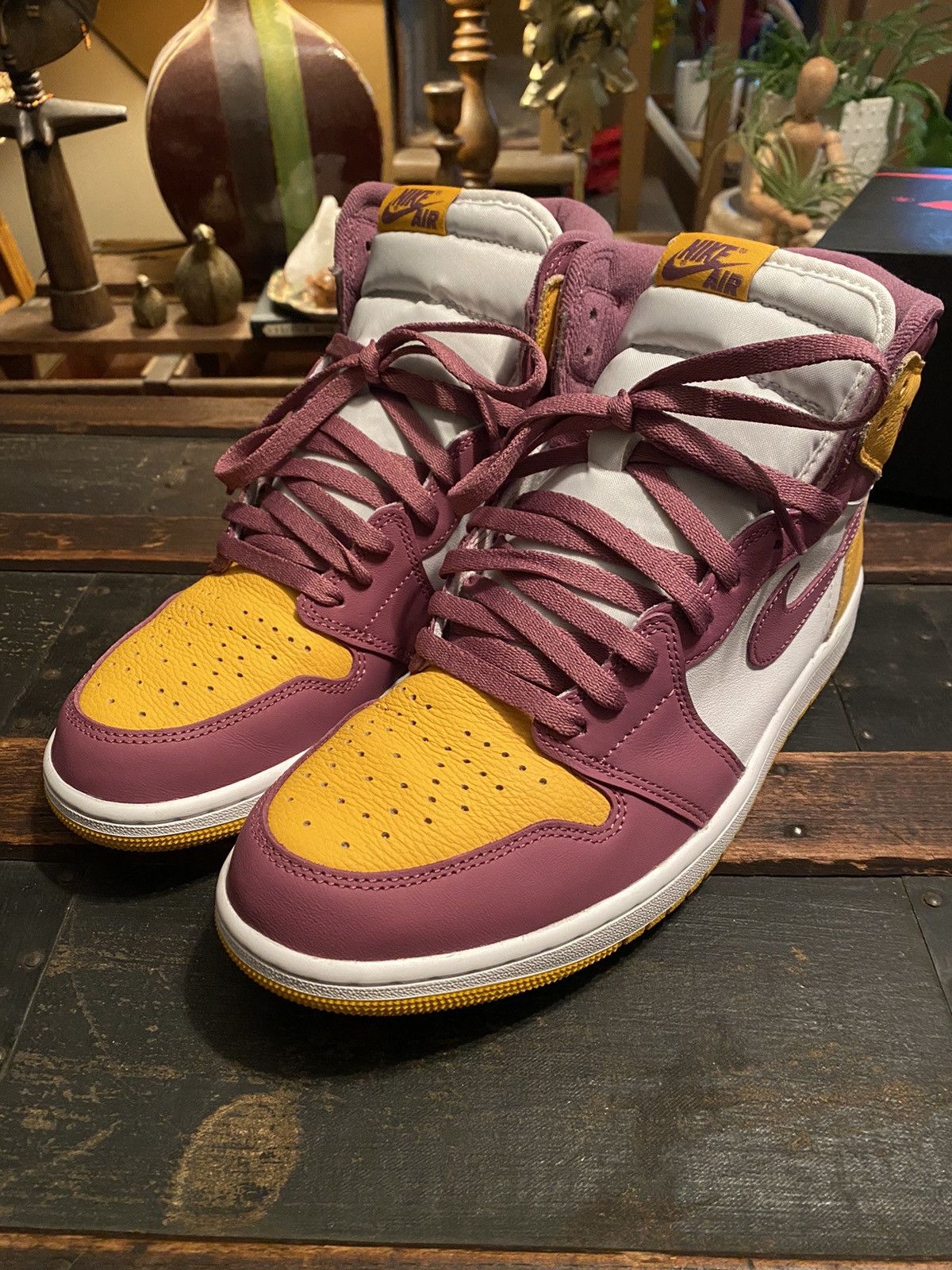 image of Jordan Nike Air Jordan Retro 1 “Brotherhood” 11M Shoes in Yellow, Men's