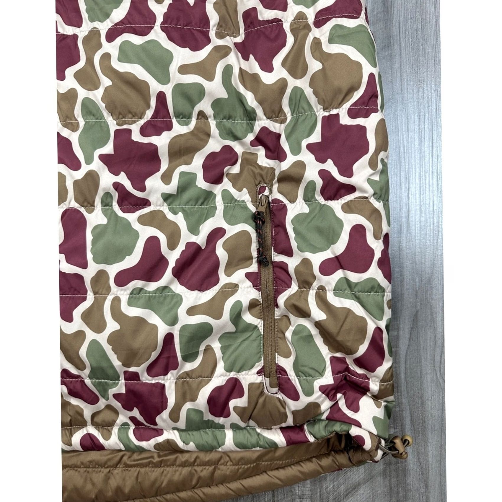 Vintage Texas A&M Aggies Amigo Provisions Camo Quilted Puffer Vest 2XL Mens Tan Reversible Jacket Size US XXL / EU 58 / 5 - 3 Thumbnail