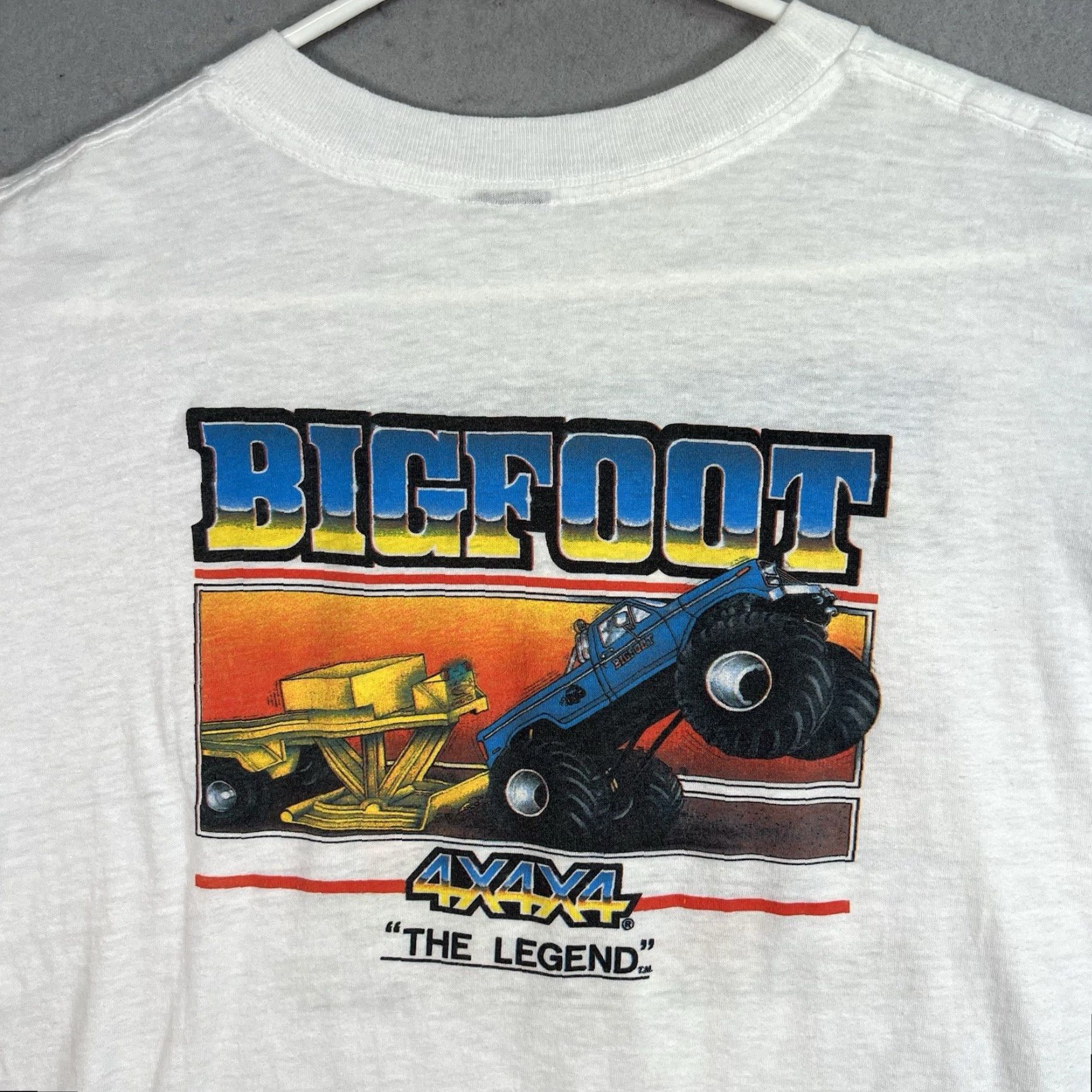 Vintage VINTAGE 1980s Big Foot 4X4 Monster Truck Racing T Shirt Cotton Graphic Tee Adult Medium White Mens Size US M / EU 48-50 / 2 - 7 Thumbnail