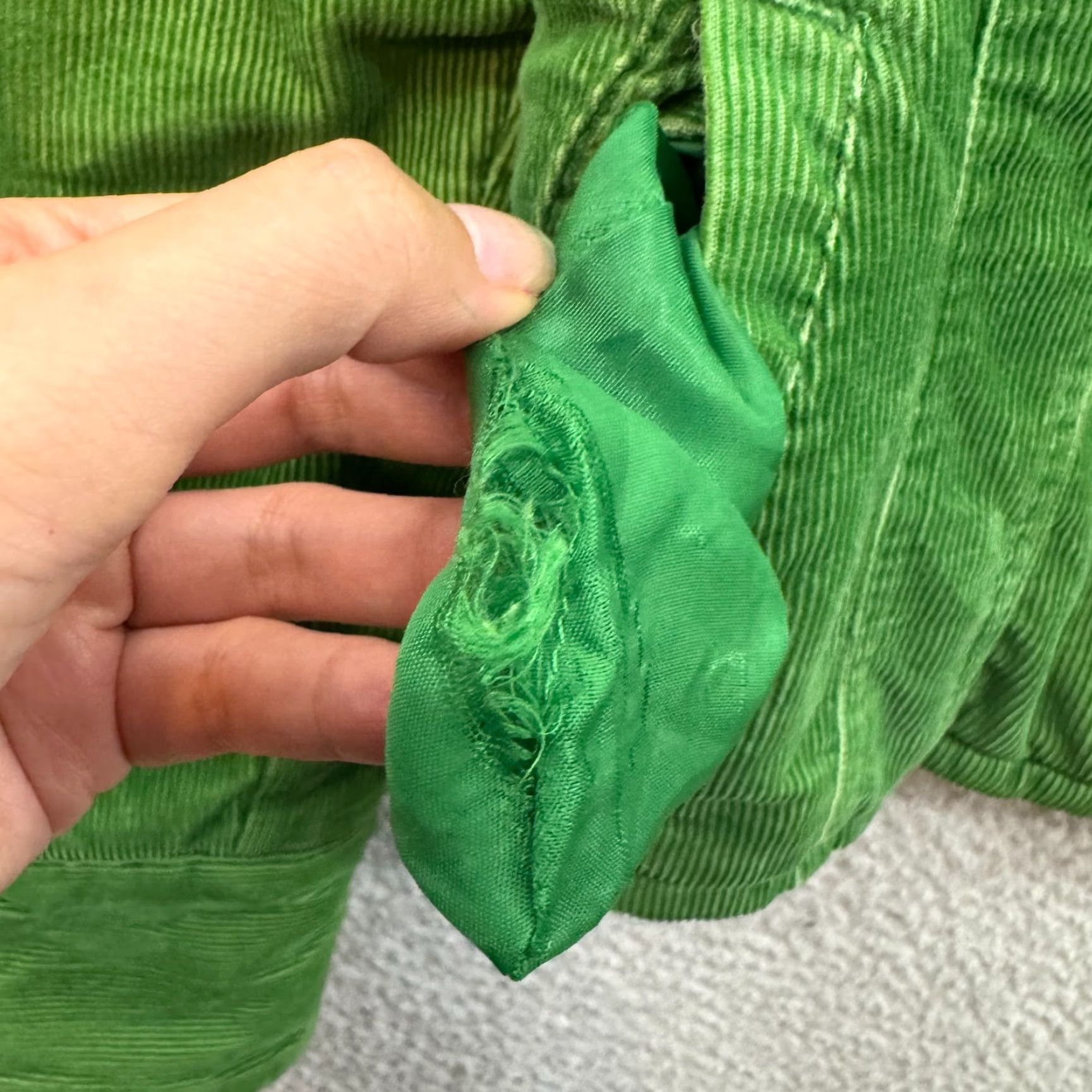Vintage VINTAGE Jennyfer J Corduroy Jacket Womens Green Faux Fur Collar Full Zip Small S Size S / US 4 / IT 40 - 6 Thumbnail