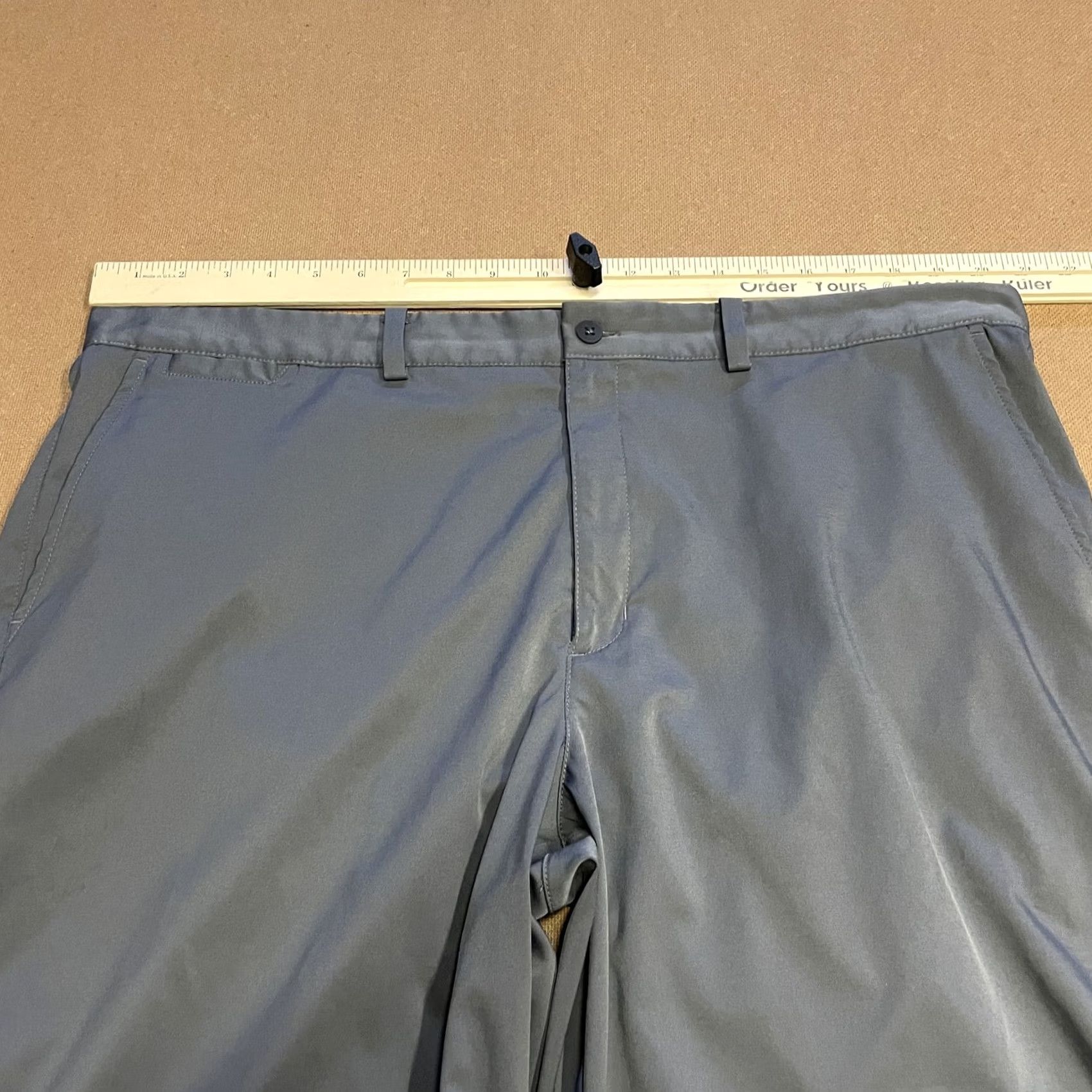 Nike Nike Dri-FIT Shorts Mens 40 Gray Golf Performance Lightweight Athletic Swoosh Size US 40 / EU 56 - 7 Thumbnail