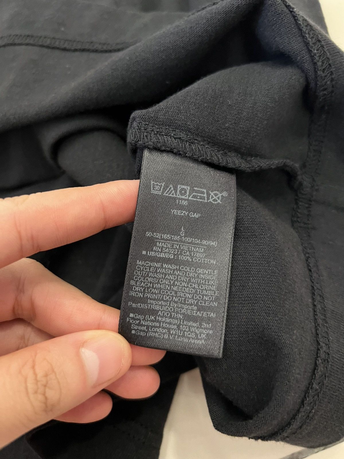 Balenciaga × Gap × Yeezy Yeezy X GAP X Balenciaga Dove 3/4 Sleeve Tee Size US L / EU 52-54 / 3 - 7 Thumbnail