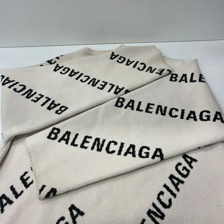 Balenciaga Balenciaga Balenciaga Allover Logo Cotton Knit Sweater -25 Size US S / EU 44-46 / 1 - 6 Thumbnail