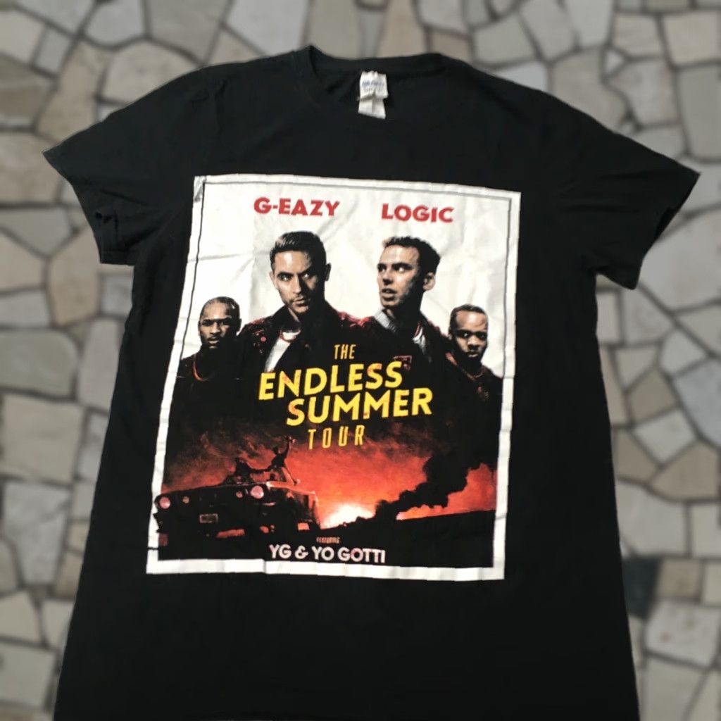 Gildan Endless Summer Concert Tour Large L Black Graphic Shirt Men Gildan LOGIC YG Band, Music, Concert Graphic Print Shirt MenXS Size US S / EU 44-46 / 1 - 1 Thumbnail