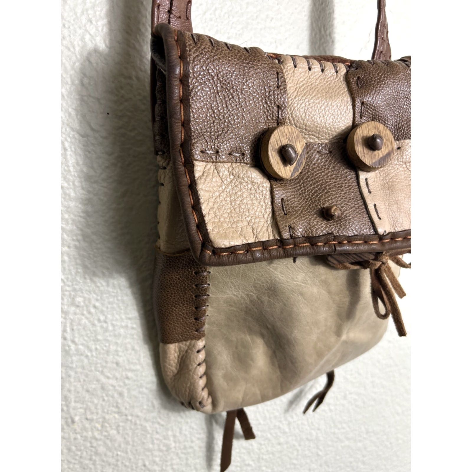 Vintage VINTAGE Arizona Leather Interiors Crossbody Bag Small Beige Brown Patchwork Womens Size ONE SIZE - 3 Thumbnail