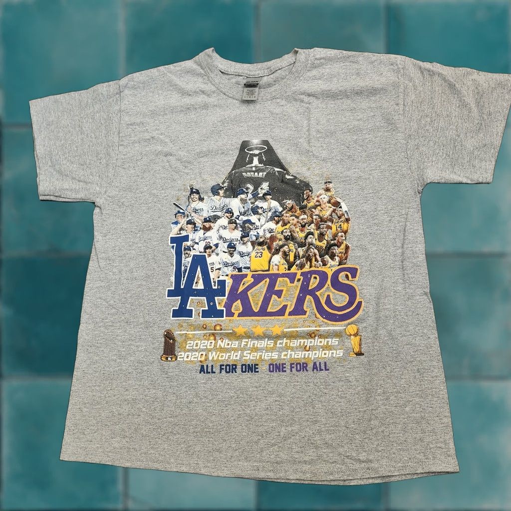 Gildan VINTAGE LA Lakers Dodgers World Champions Kobe Bryant 2020 Graphic Tee Shirt Gray 2XL Size US L / EU 52-54 / 3 - 1 Thumbnail