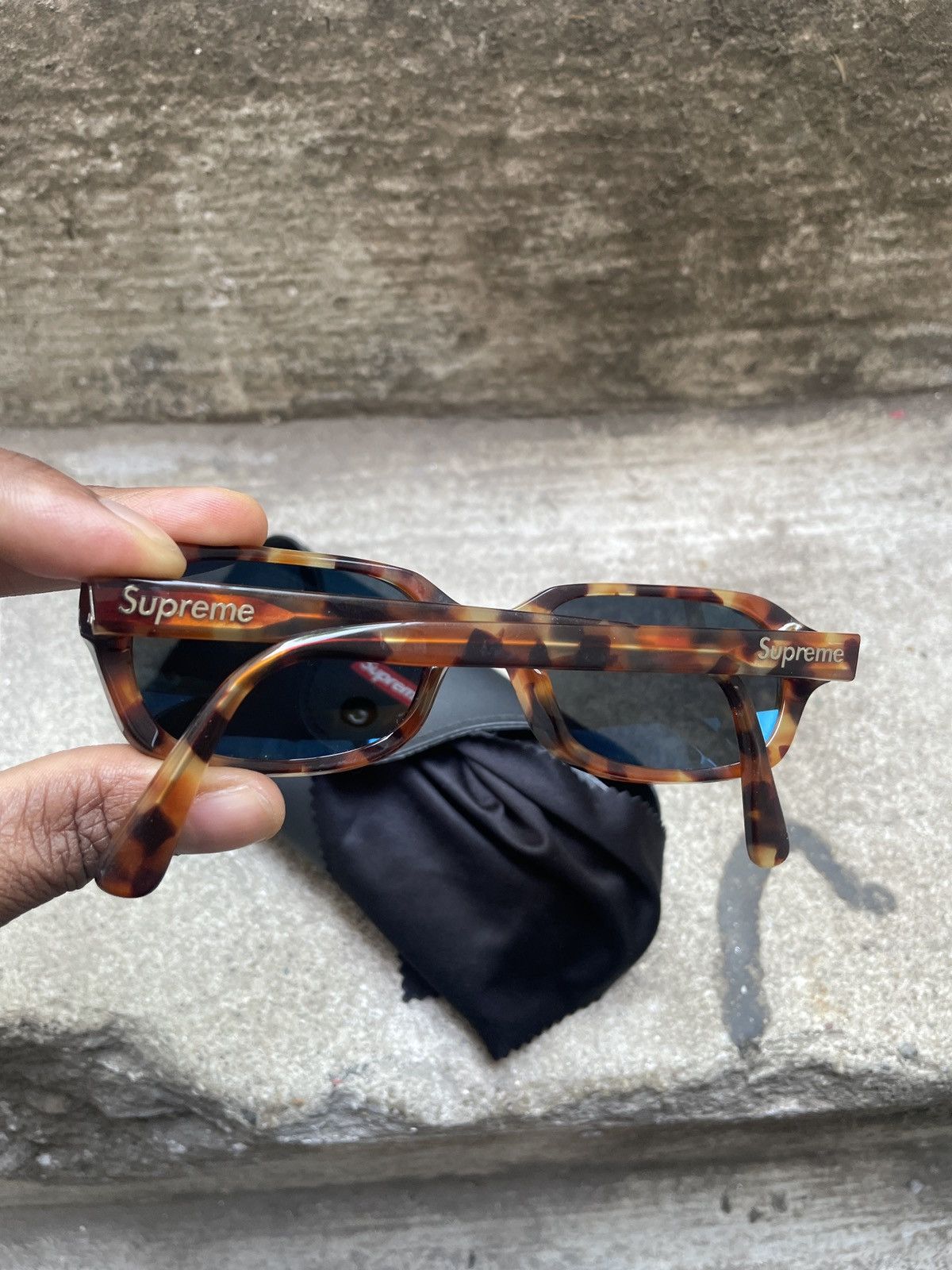 Supreme Supreme “Vega” Tortoise Shell Sunglasses Size ONE SIZE - 2 Thumbnail