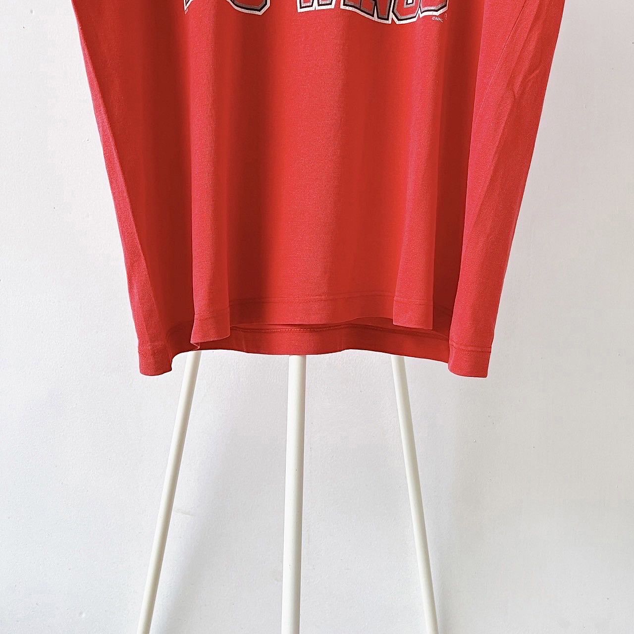 Vintage 90s Detroit Red Wings NHL t-shirt/ XL Size US XL / EU 56 / 4 - 4 Thumbnail