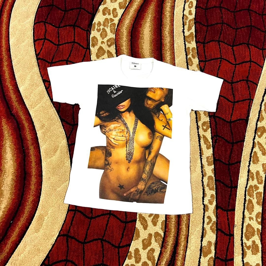Naked & Famous Vintage Rayguy Lesbian sexs & Nudes girls Rare T Shirt Size US L / EU 52-54 / 3 - 1 Thumbnail