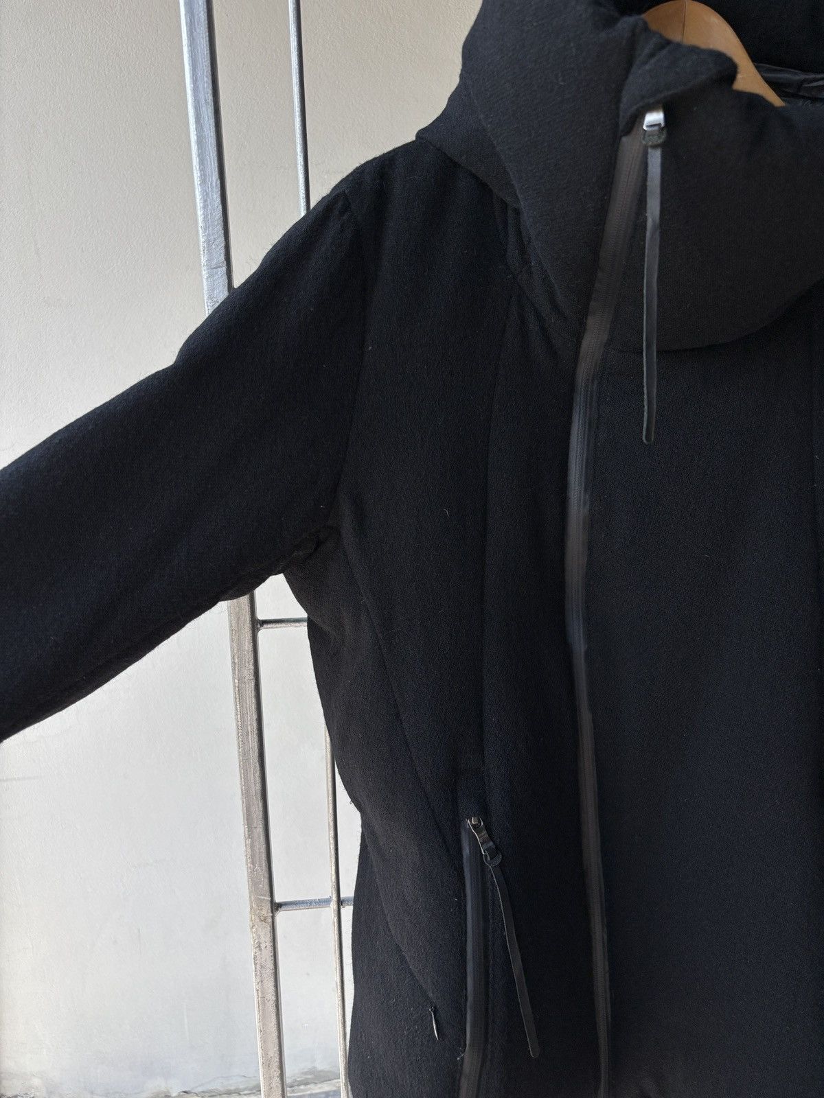 The Viridi-anne The Viridi-Anne Asymmetric Hoodie Shell Wool Down Jacket Size US M / EU 48-50 / 2 - 7 Thumbnail