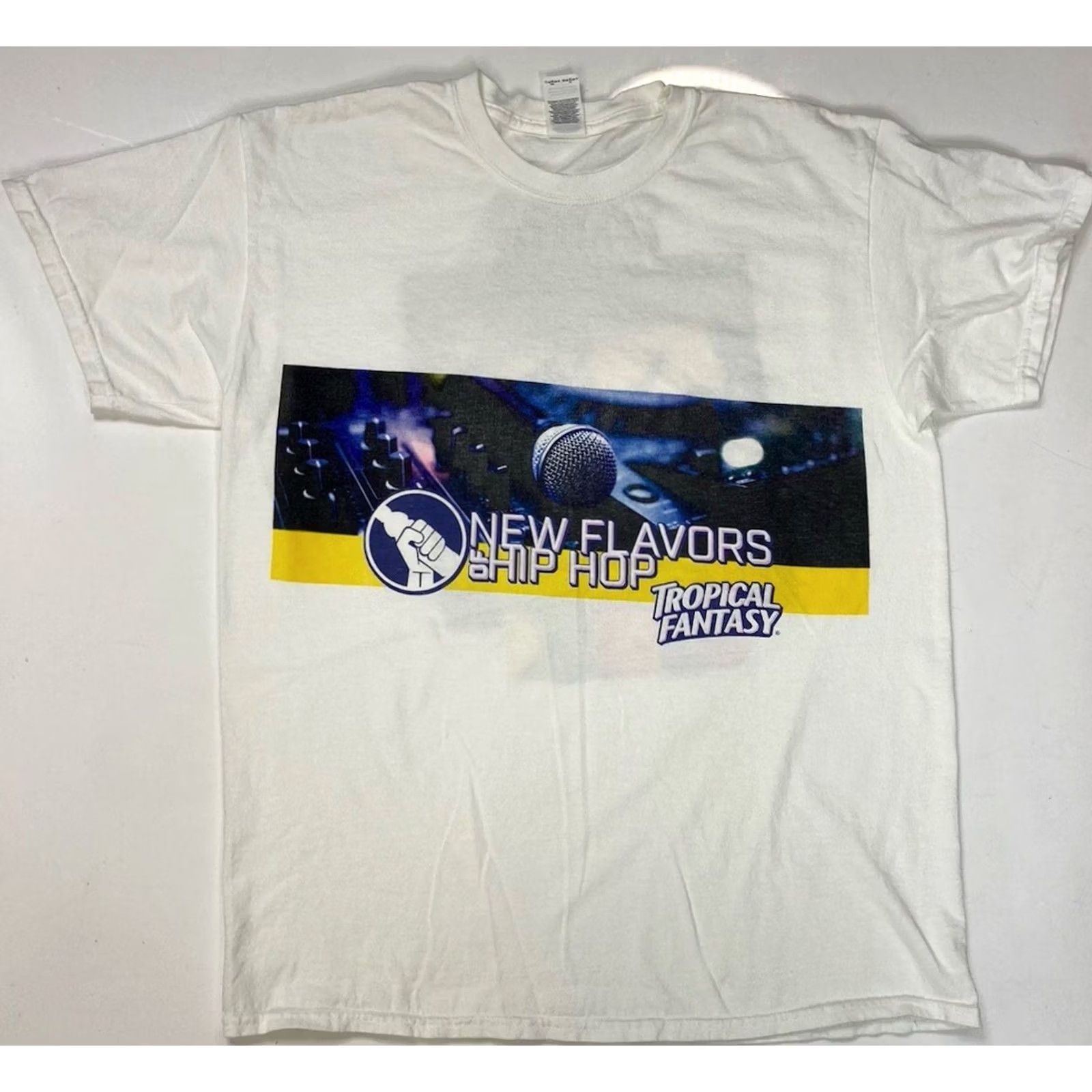 Gildan Gildan T-Shirt Mens Hip Hop Graphic Print Crew Neck White L Tropical Fantasy 52 All Seasons Short Sleeve Size US L / EU 52-54 / 3 - 3 Thumbnail