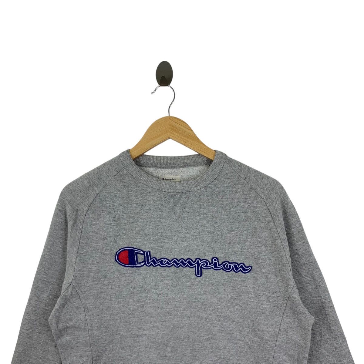 Champion Vintage CHAMPION USA Script Embroidered Brand Grey Size US S / EU 44-46 / 1 - 2 Thumbnail