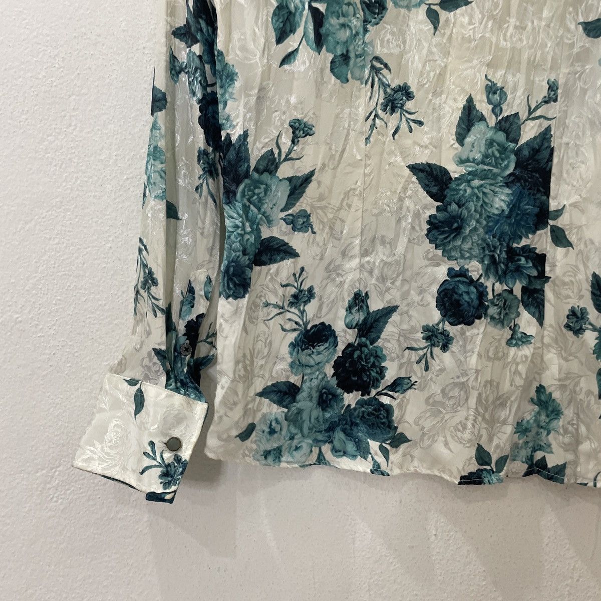 Tornado Mart Vintage Tornado Mart Flower Motive Button Ups Tee Size M / US 6-8 / IT 42-44 - 9 Thumbnail