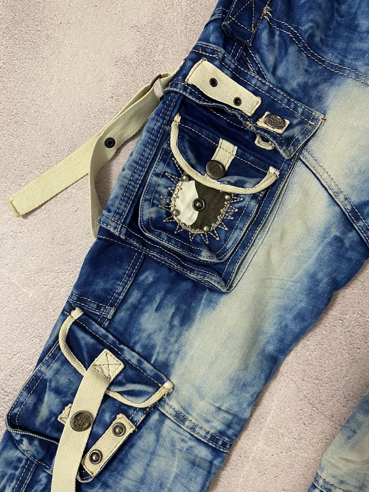 Vintage Dirty pants Faded Crash denim thrashed y2k distressed jeans Size US 32 / EU 48 - 7 Thumbnail
