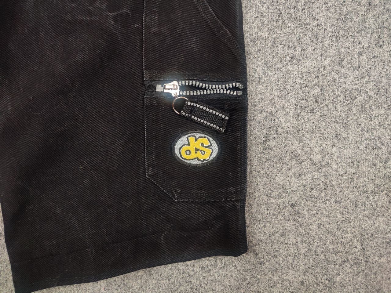 Southpole Vintage Southpole baggy Black denim Shorts Y2k Style Rap Size US 34 / EU 50 - 12 Thumbnail