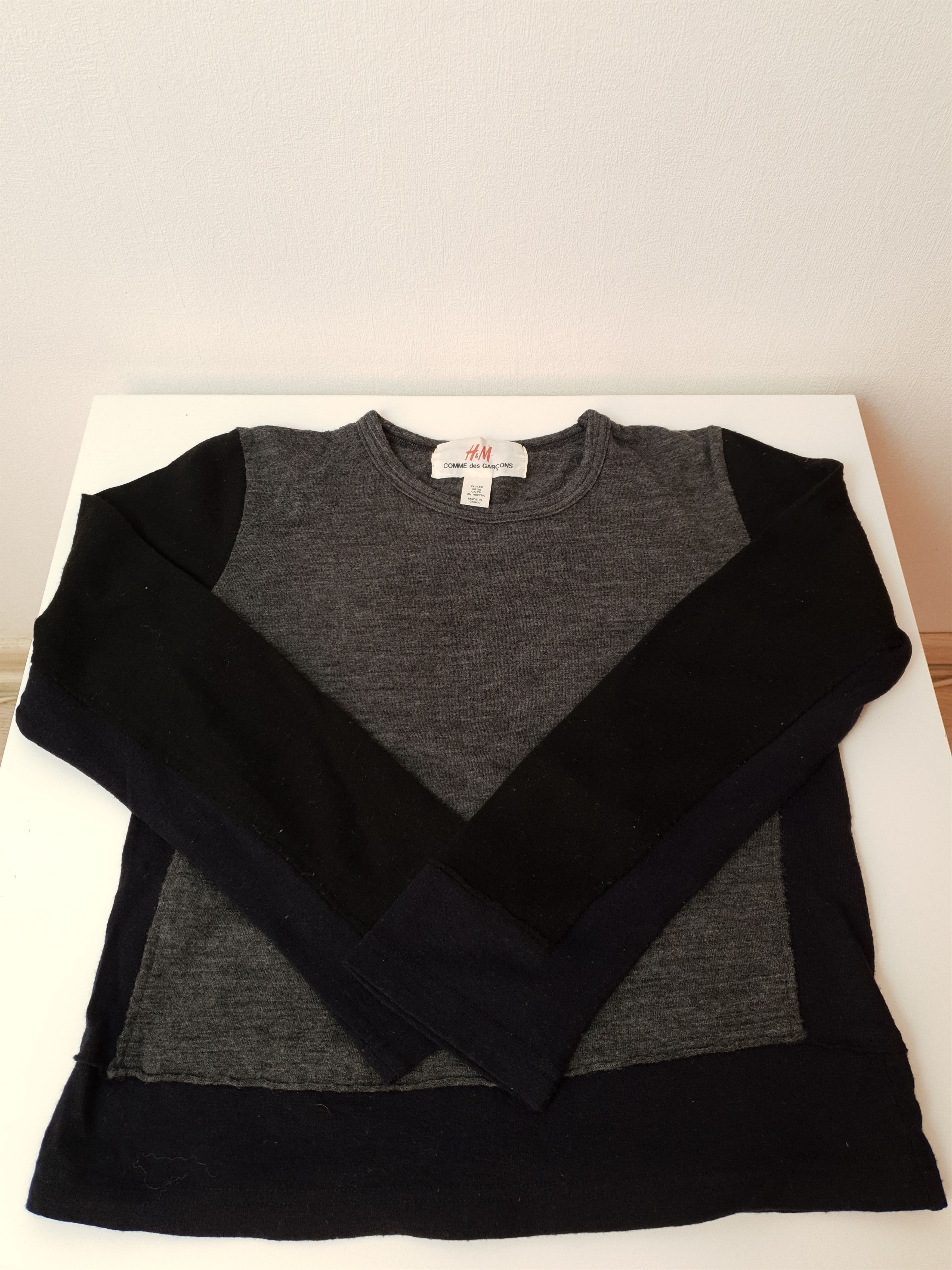 Comme des Garcons Women's Sweater Comments des Garcons x H&M Wool Long sleeve Size XS / US 0-2 / IT 36-38 - 1 Thumbnail