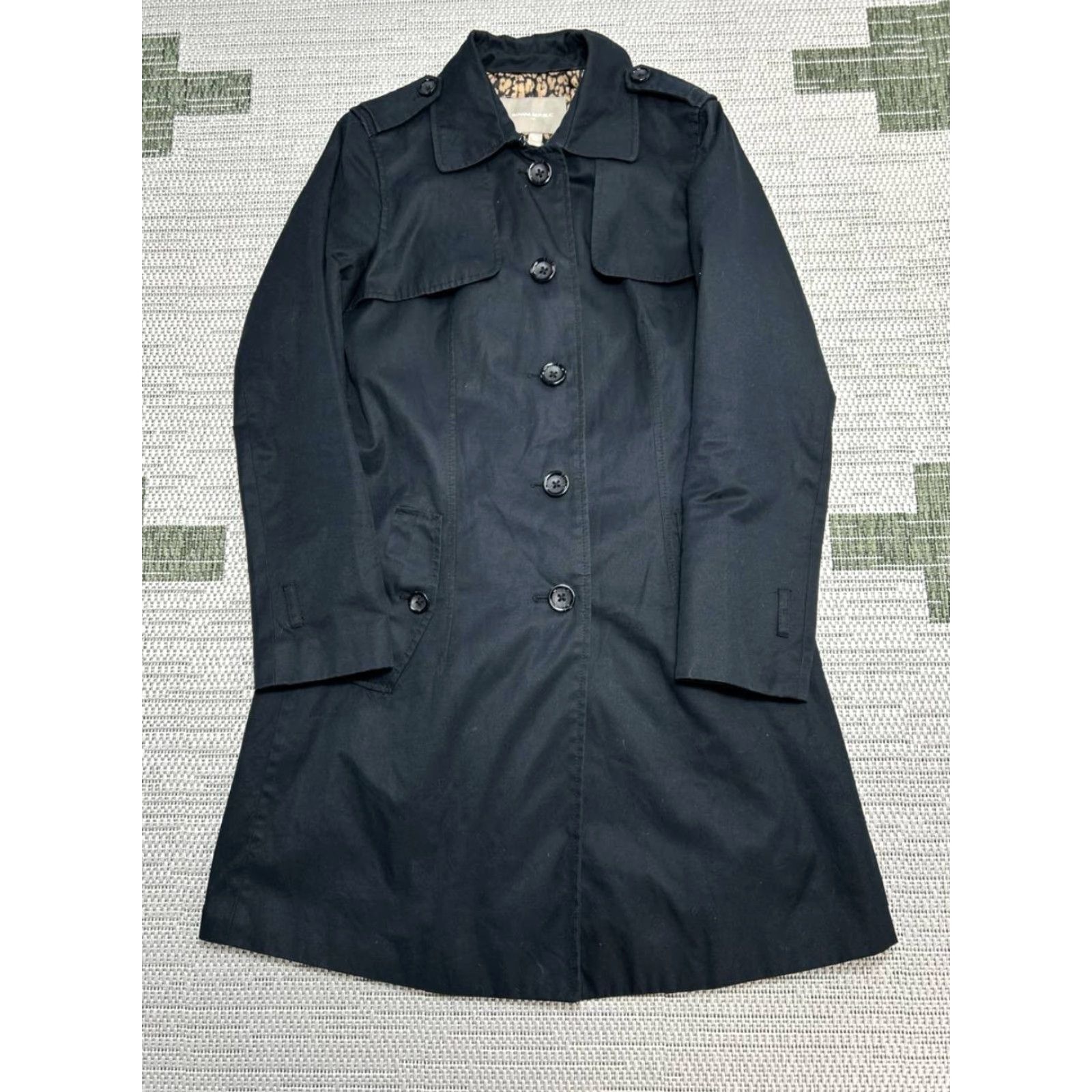 Banana Republic VINTAGE Banana Republic Trench Coat Womens Small Black Cotton Leopard Lined Back Vent Size S / US 4 / IT 40 - 2 Thumbnail