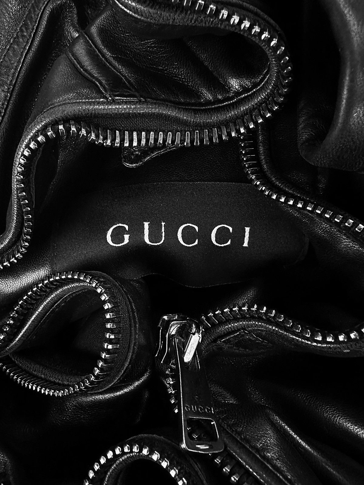 Gucci AW00 Gucci by Tom Ford ‘Spiral’ Black Leather Biker Jacket Size US L / EU 52-54 / 3 - 5 Thumbnail