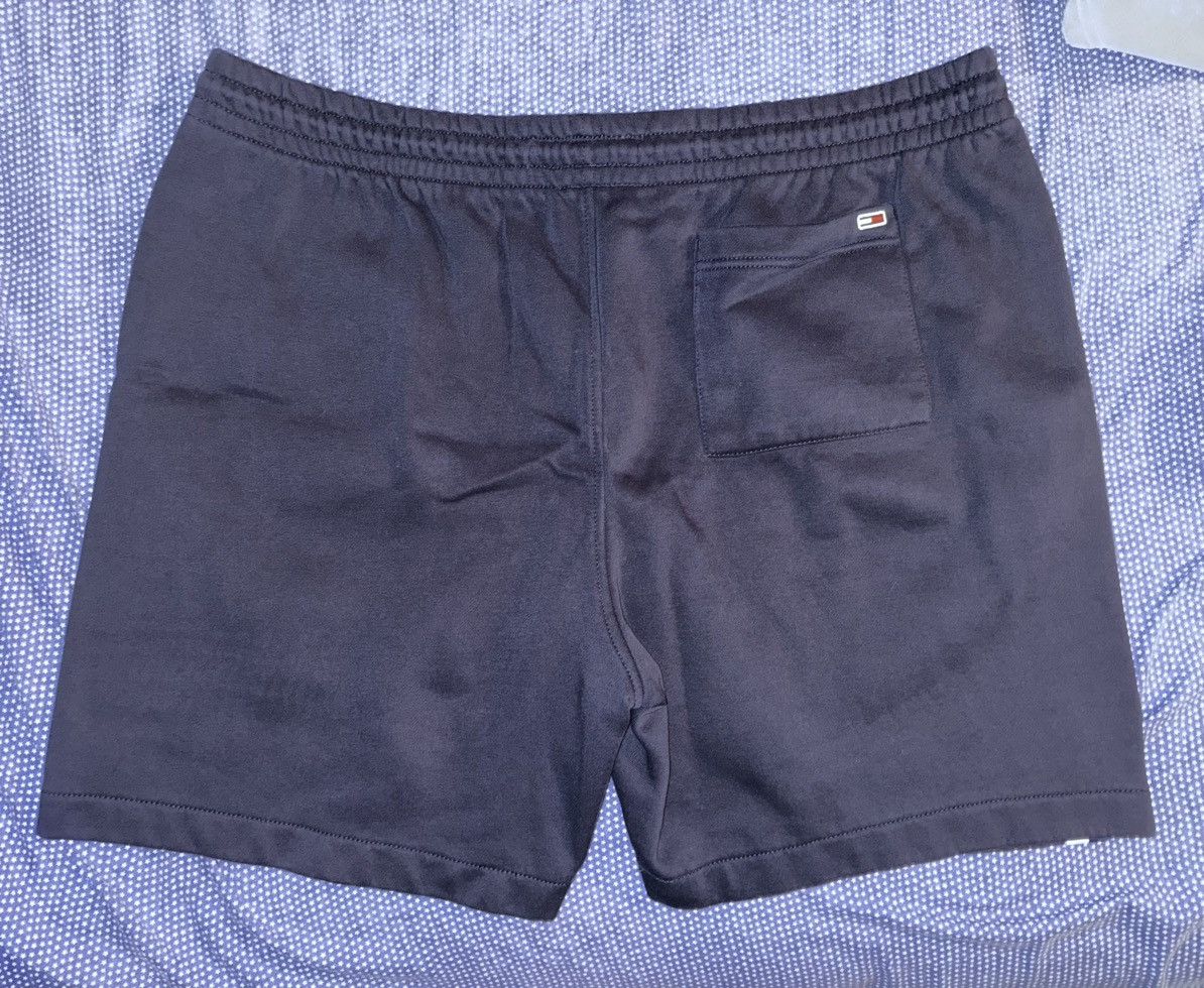 Tommy Hilfiger Tommy Hilfiger Shorts (Tommy Jeans) Size US 39 - 2 Thumbnail