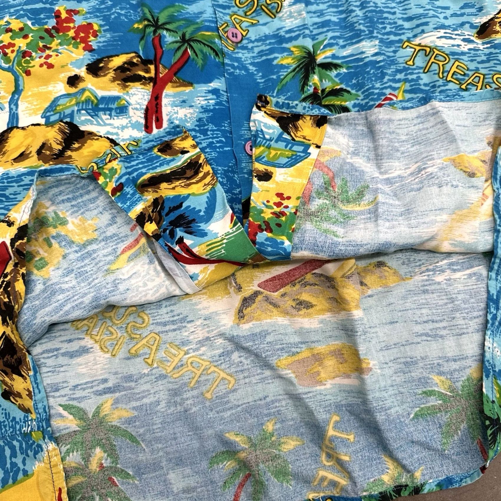 Vintage VINTAGE Hawaiian Shirt By D.V.D Loop Collar 100% Rayon Made In Hong Kong Medium Size US M / EU 48-50 / 2 - 5 Thumbnail
