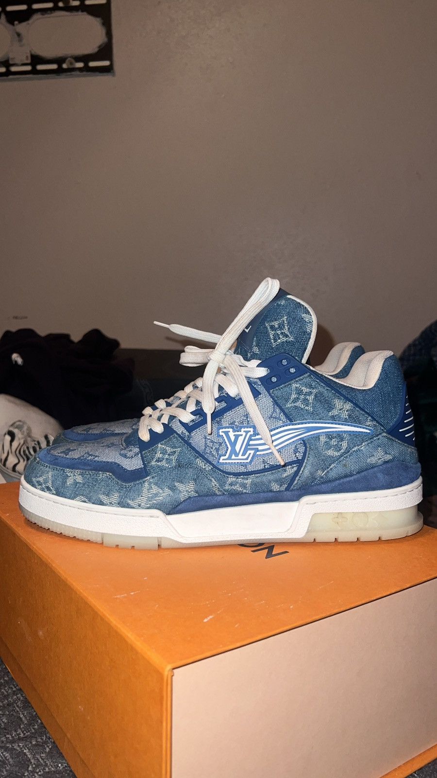 Designer × Louis Vuitton Louis Vuitton trainer monogram denim Size US 10 / EU 43 - 1 Thumbnail