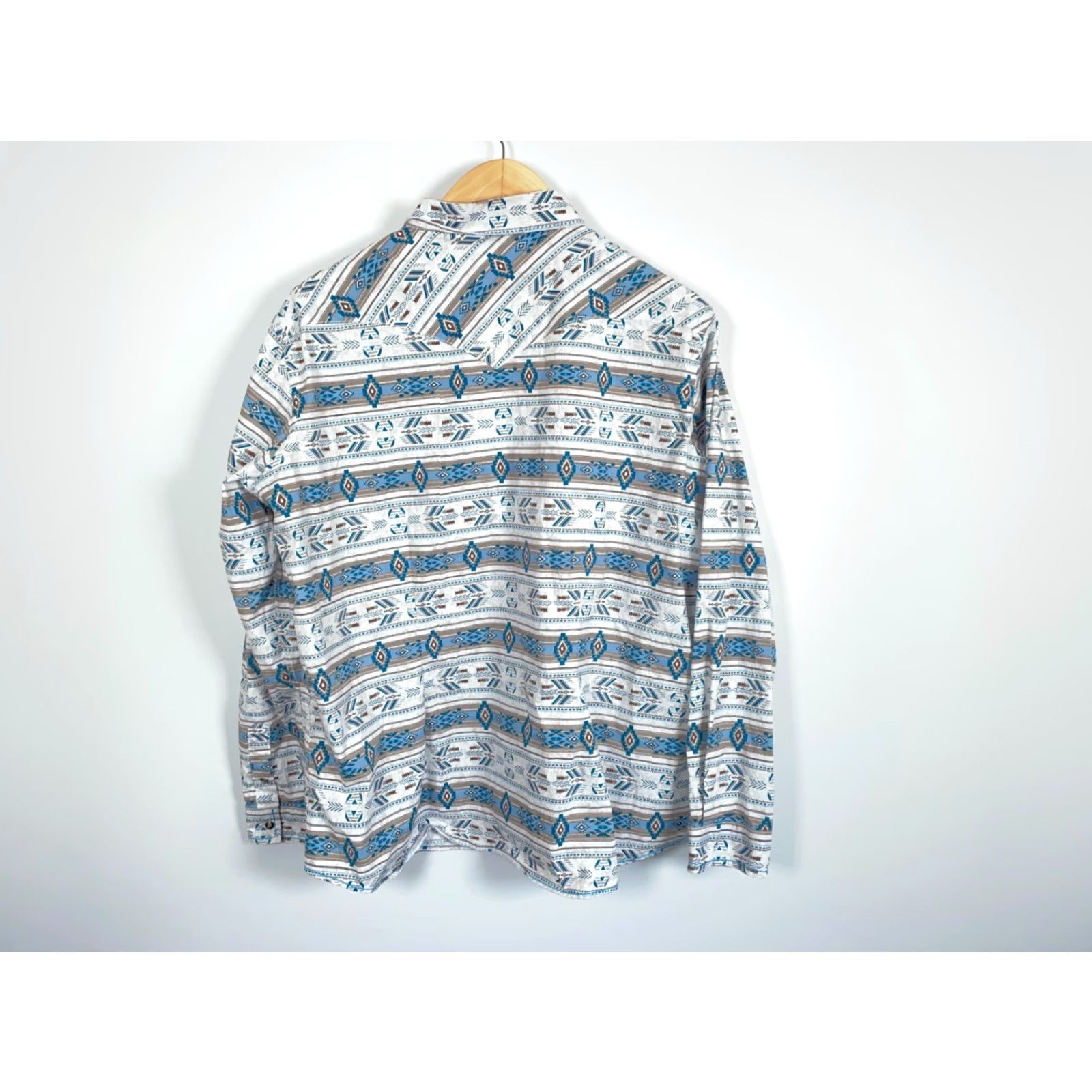Vintage VINTAGE Panhandle Slim Rough Stock Shirt Women’s 2XL White Blue Geometric Pearl Snap Western Button-Up, 90s Cowboy Style, Casual Wear Size XXL / US 16-18 / IT 52-54 - 2 Thumbnail